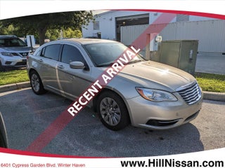 2014 Chrysler 200 LX