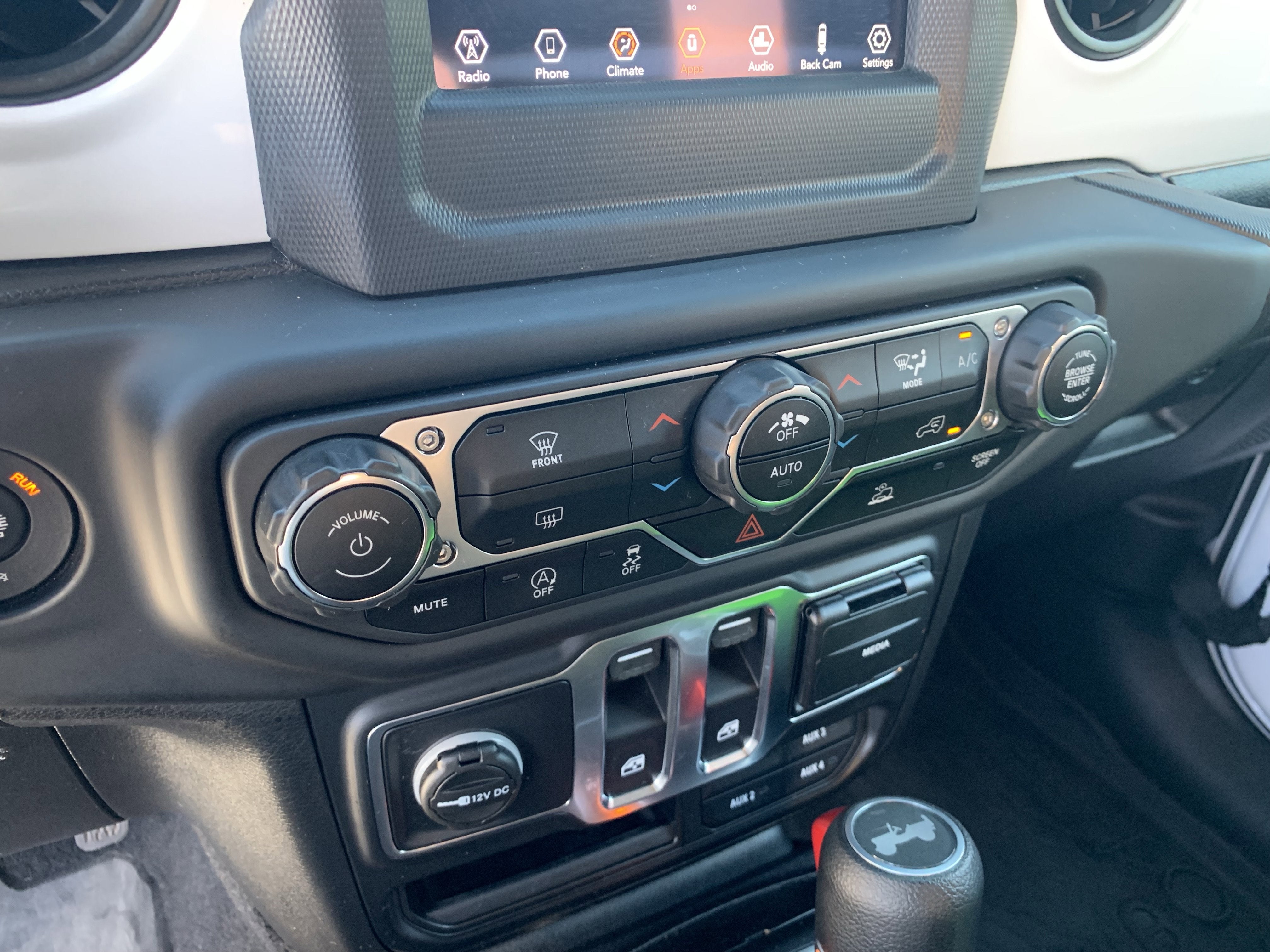 2021 Jeep Wrangler Islander