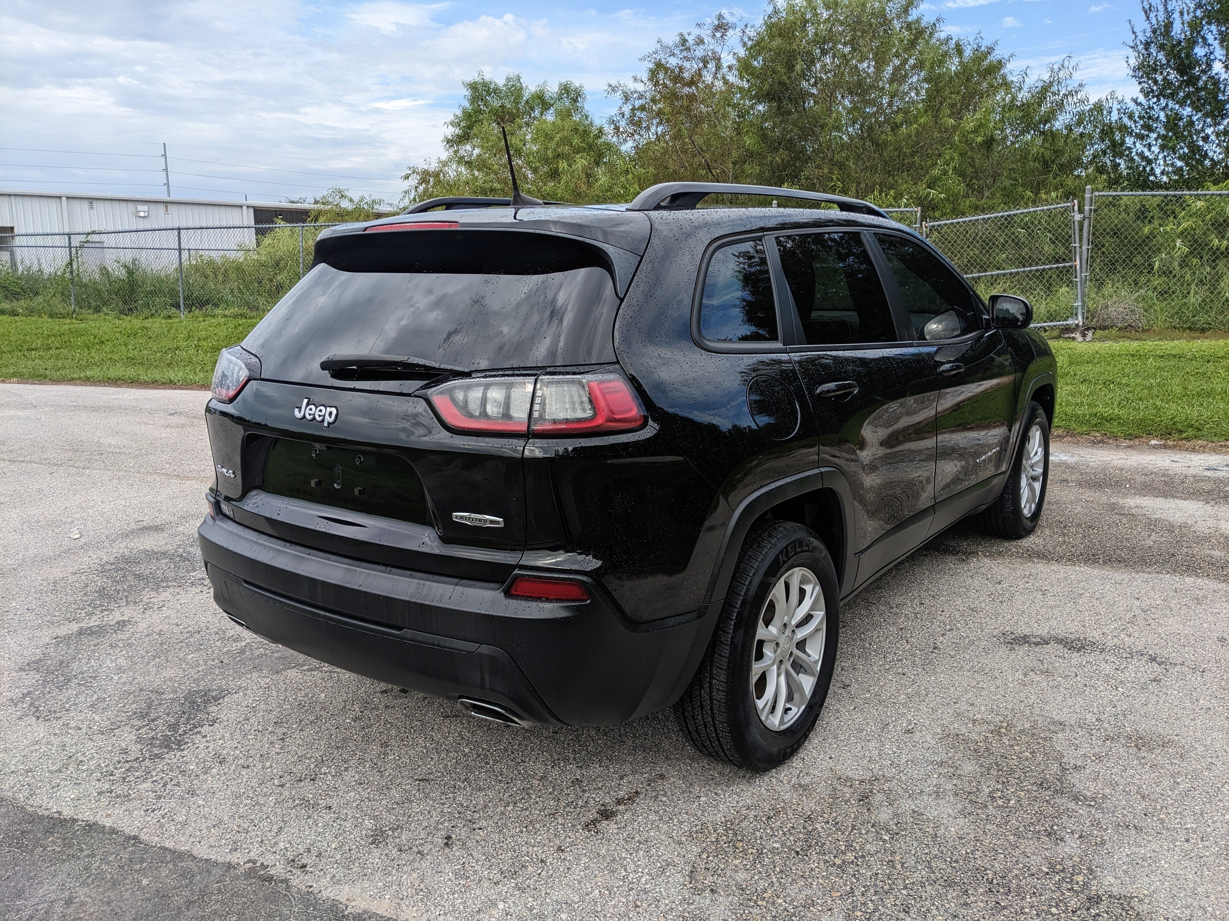 2022 Jeep Cherokee Latitude Lux