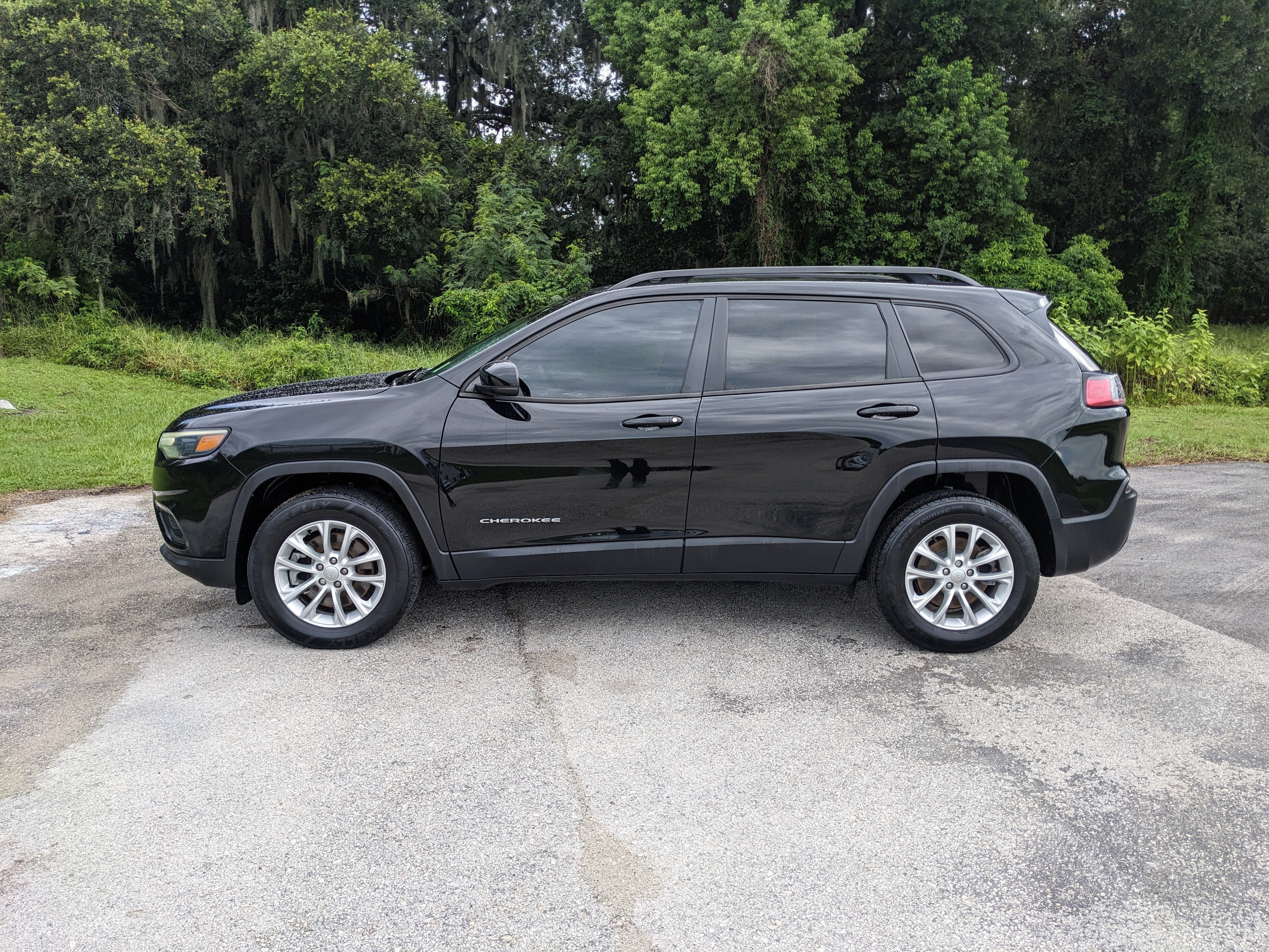 2022 Jeep Cherokee Latitude Lux