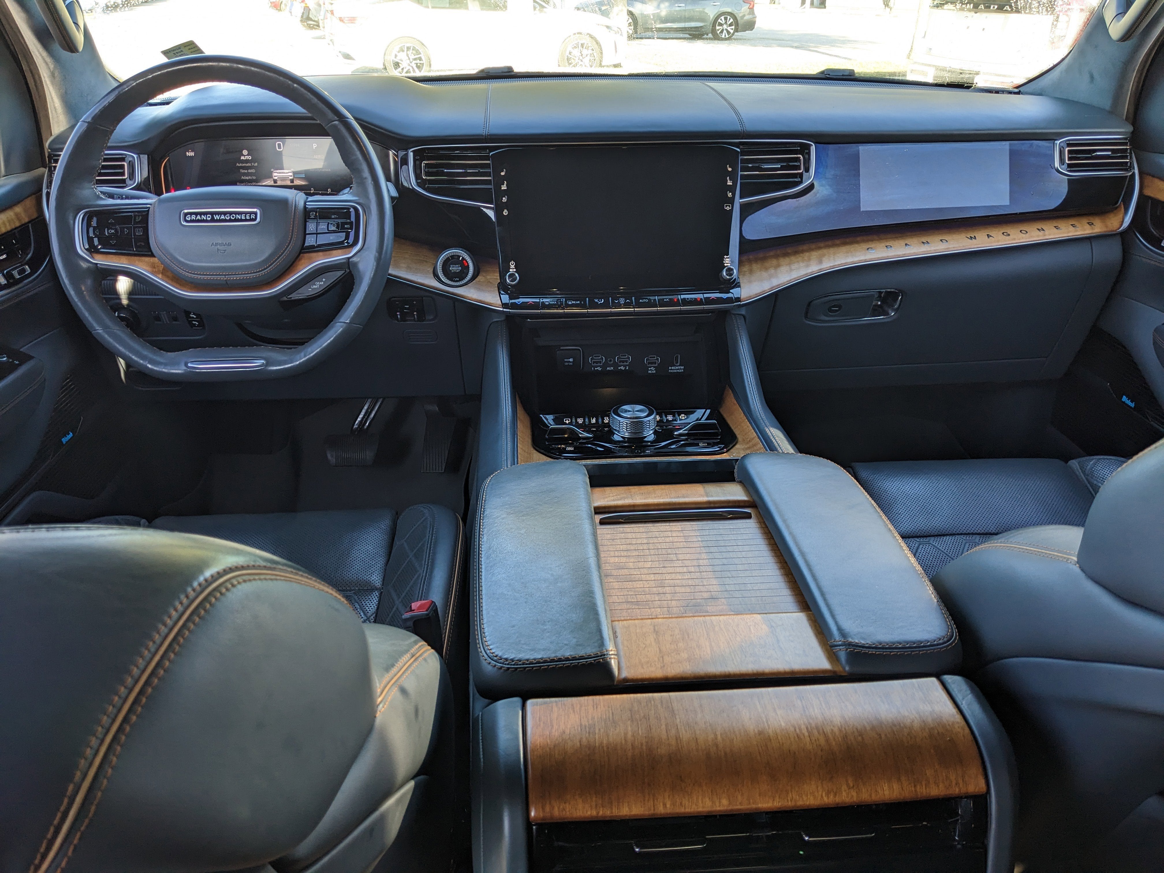 2022 Jeep Grand Wagoneer Series III