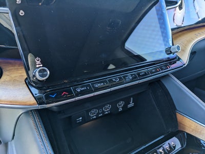 2022 Jeep Grand Wagoneer Series III