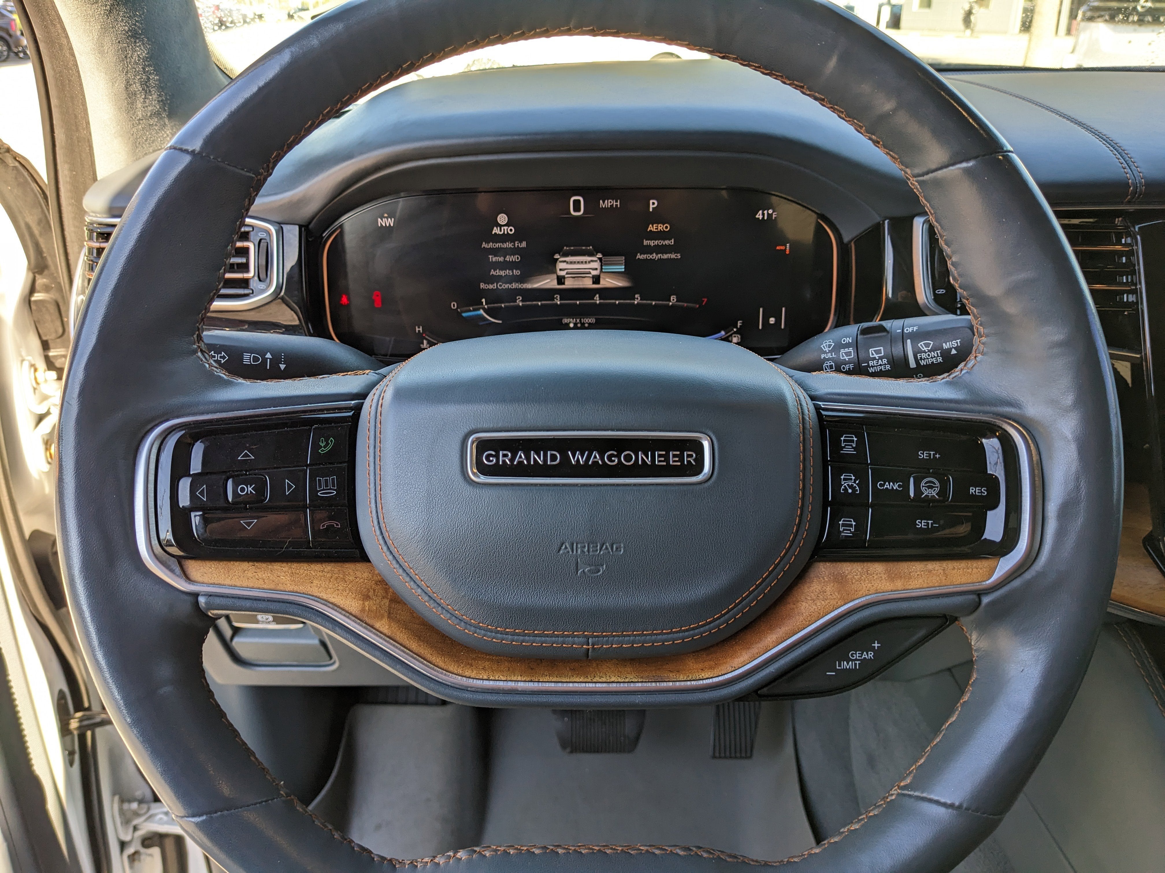 2022 Jeep Grand Wagoneer Series III