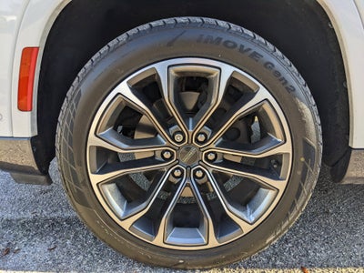 2022 Jeep Grand Wagoneer Series III