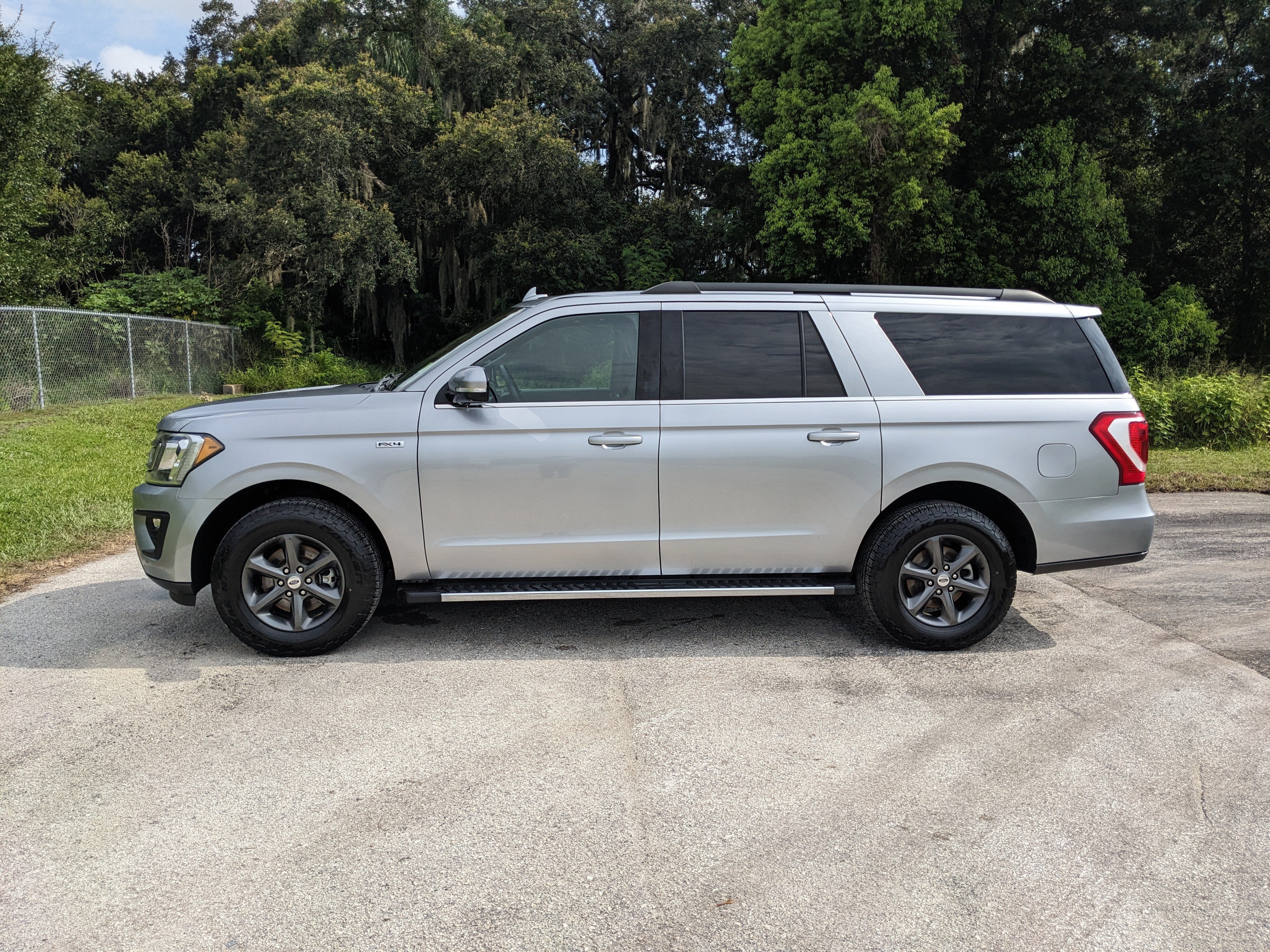 2021 Ford Expedition Max XLT