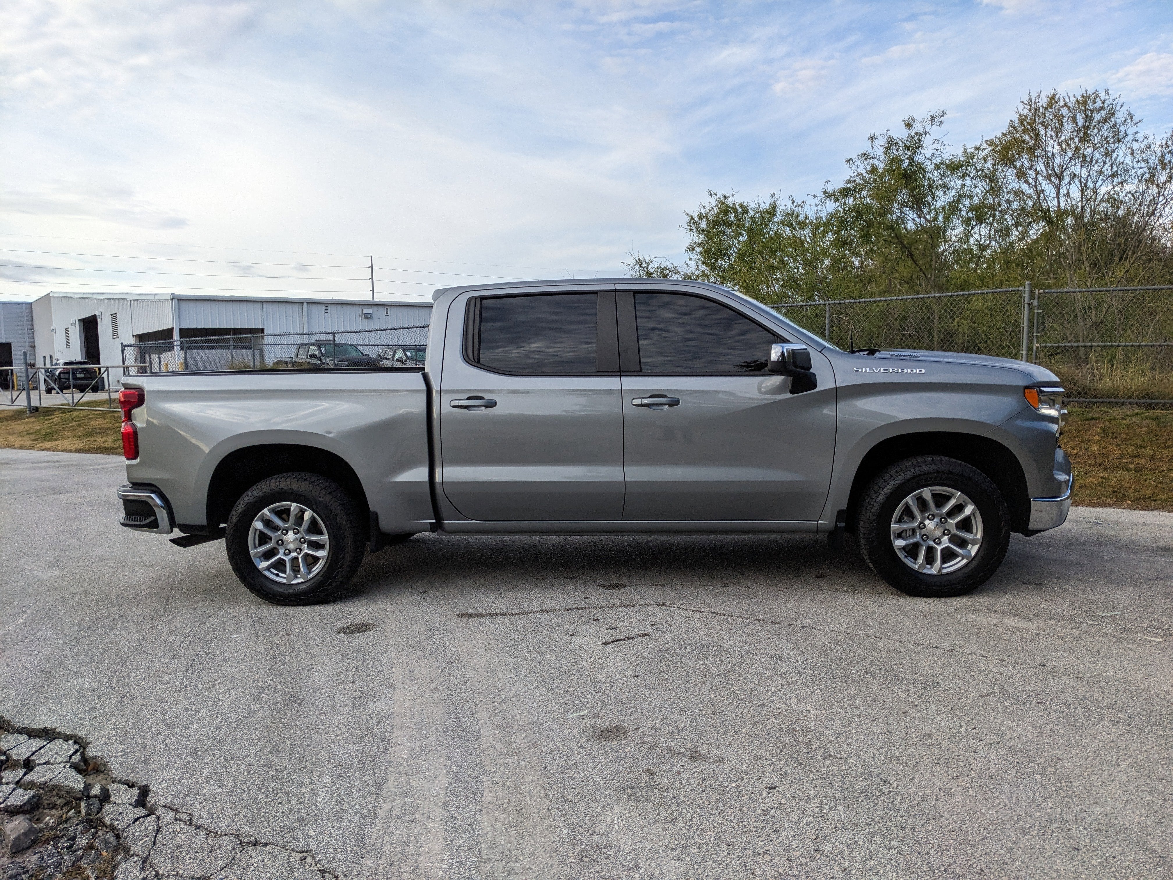 2024 Chevrolet Silverado 1500 LT