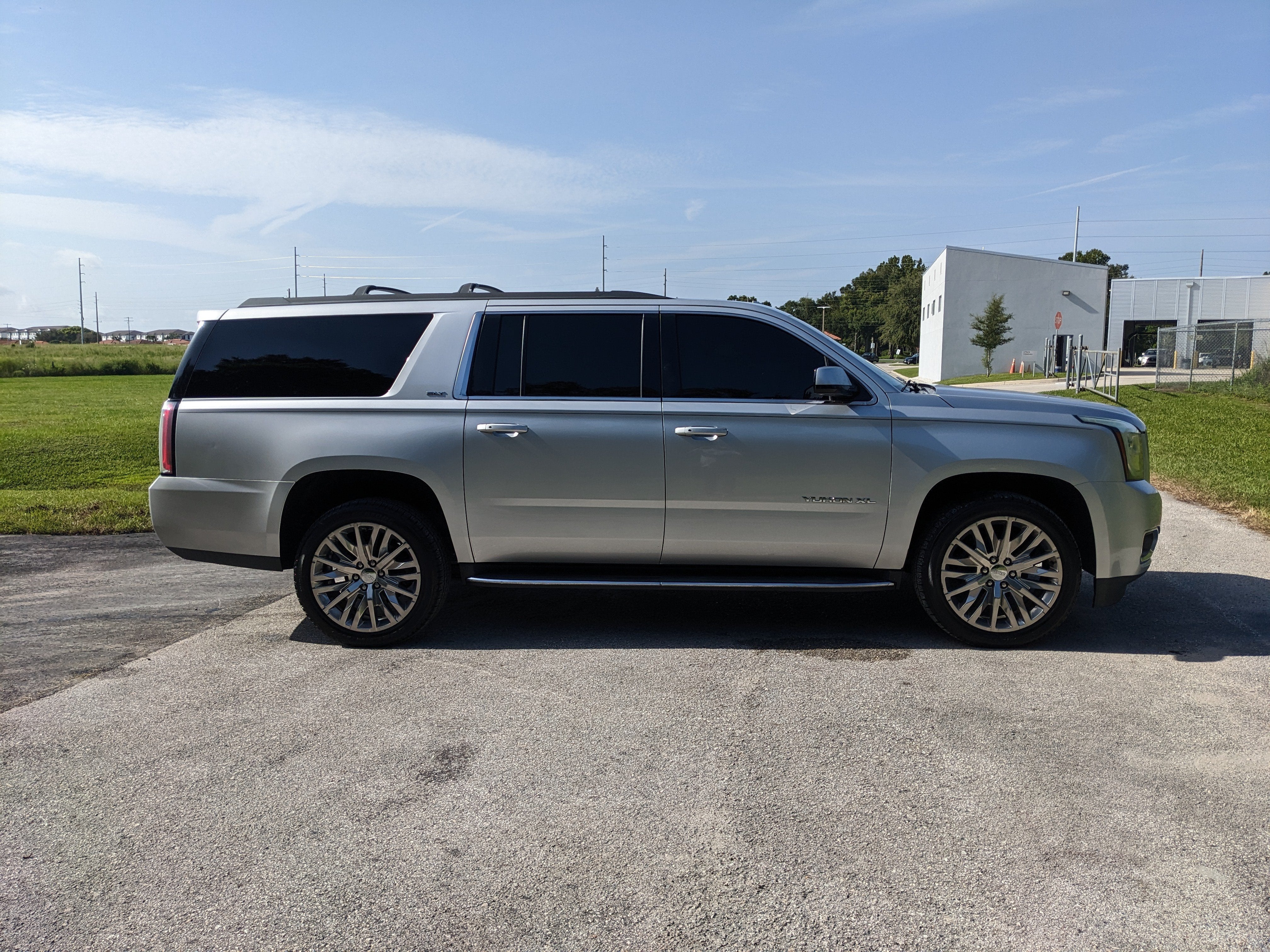 2019 GMC Yukon XL SLT