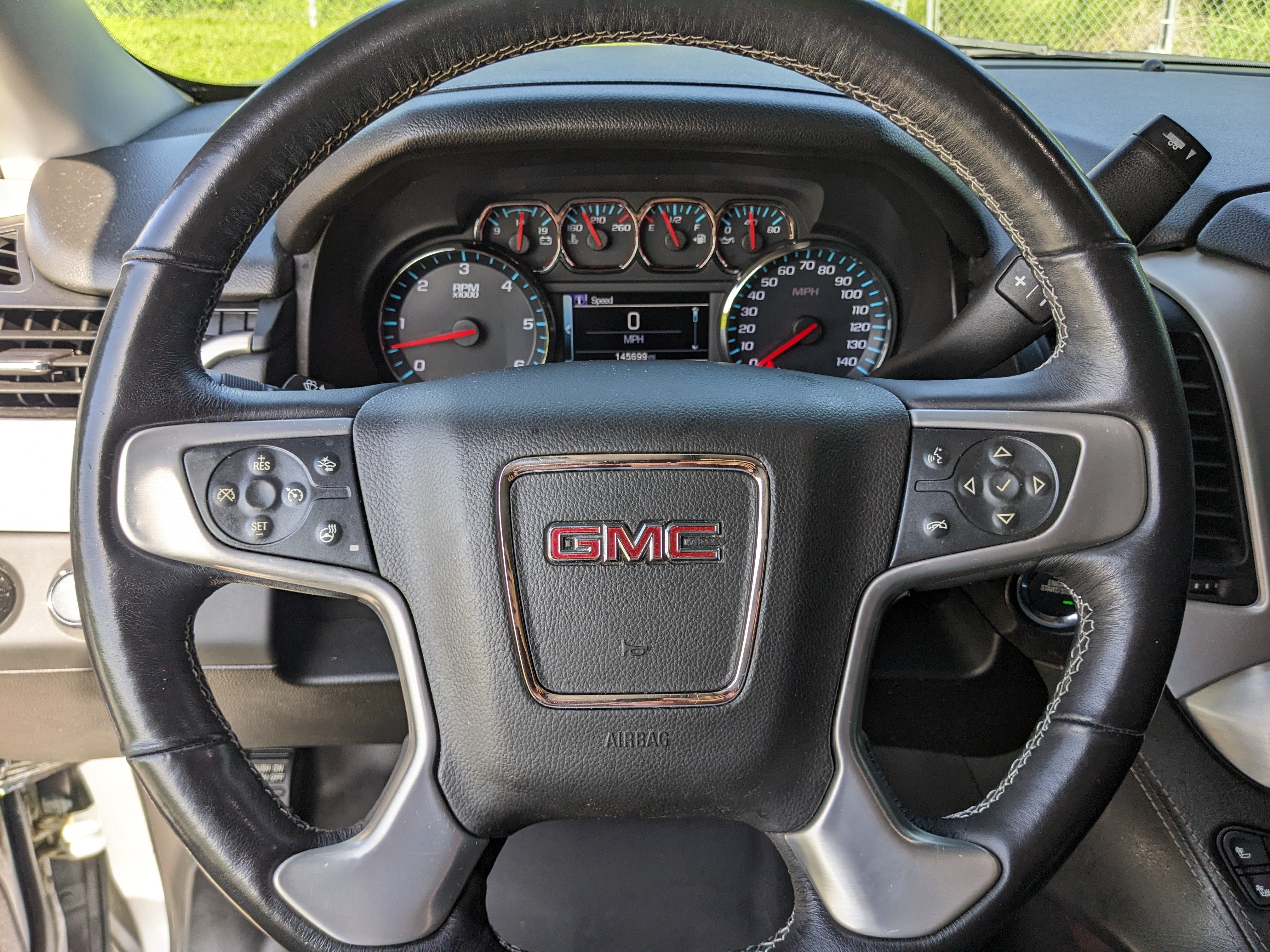 2019 GMC Yukon XL SLT