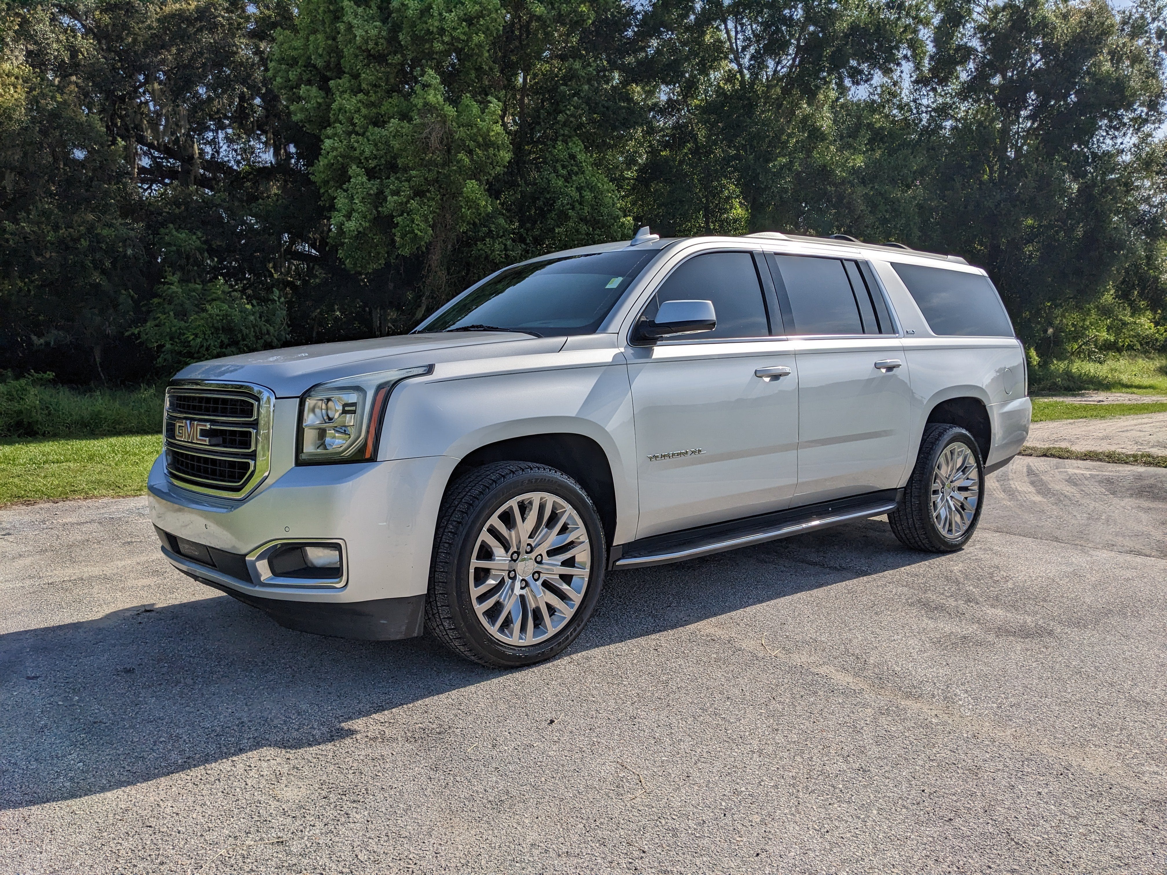 2019 GMC Yukon XL SLT