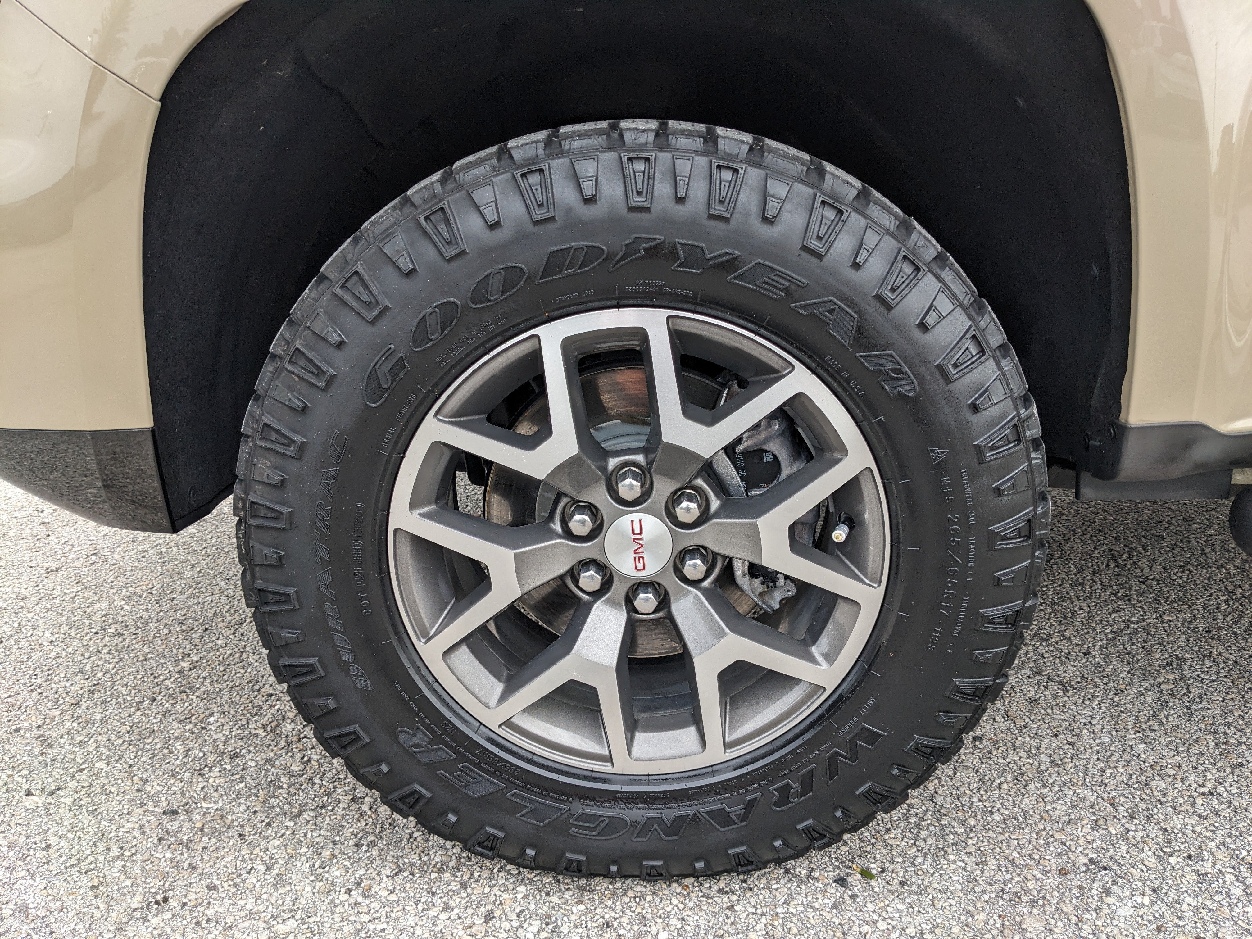 2021 GMC Canyon 4WD AT4 w/Leather