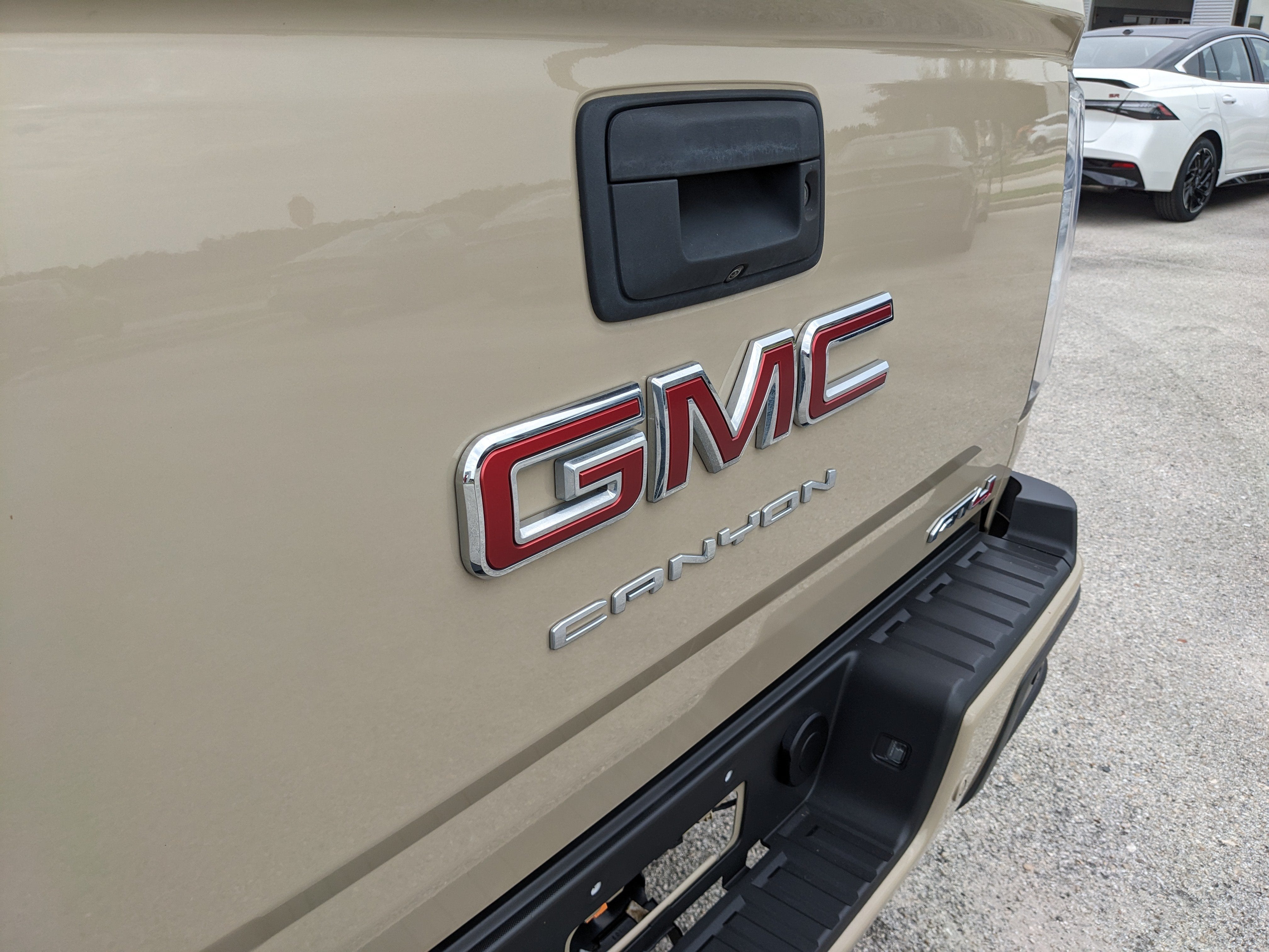 2021 GMC Canyon 4WD AT4 w/Leather