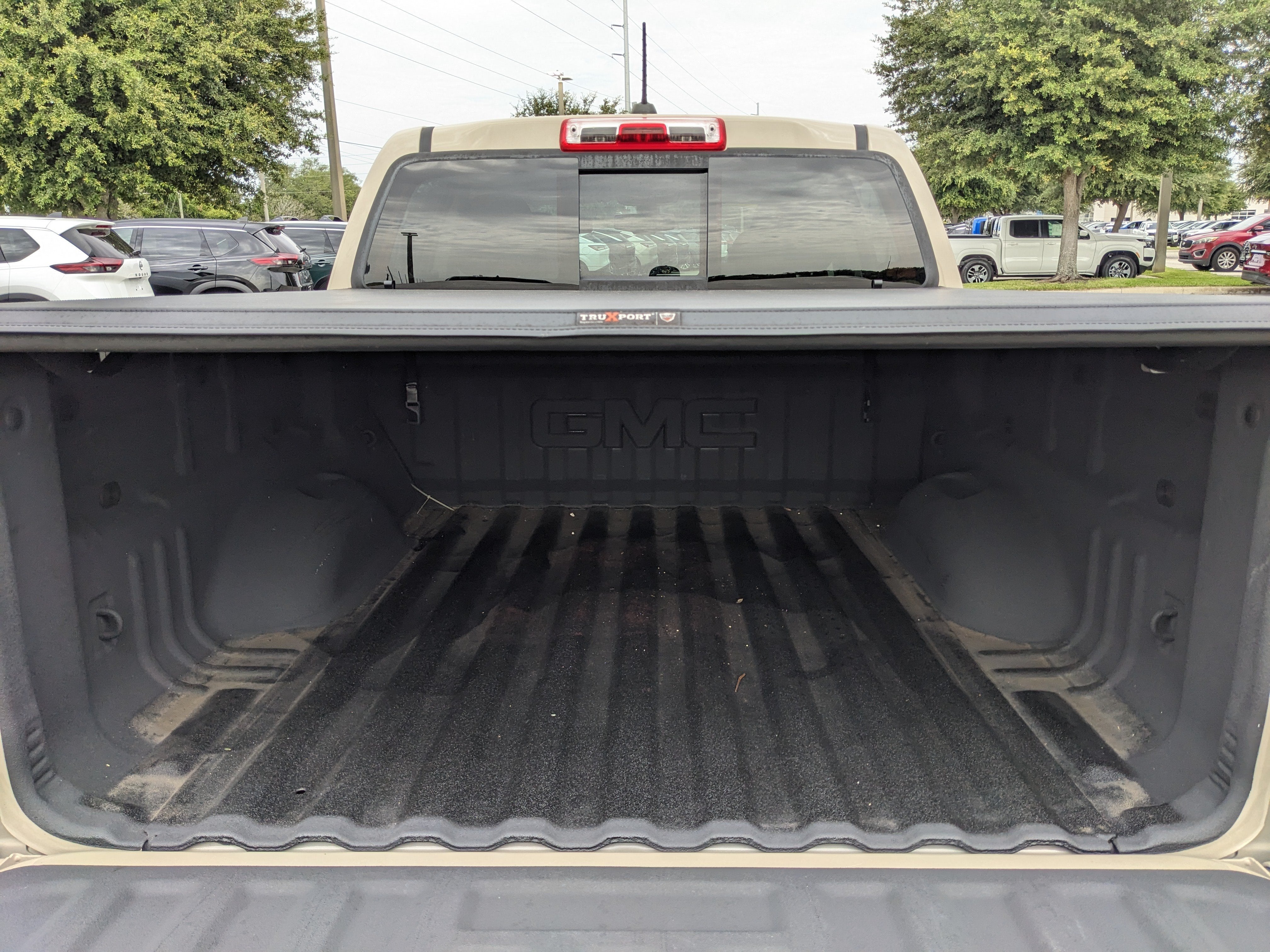 2021 GMC Canyon 4WD AT4 w/Leather