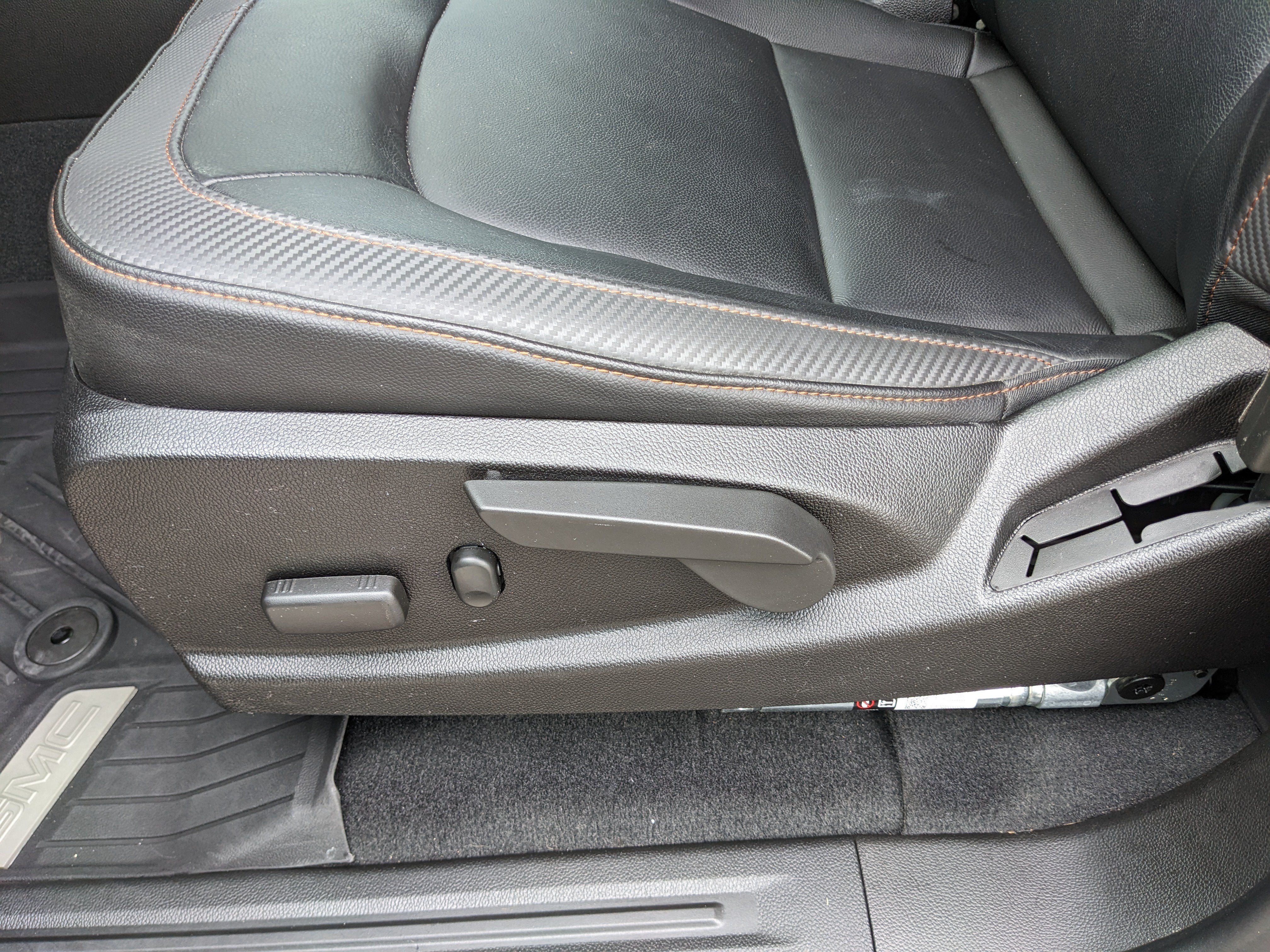2021 GMC Canyon 4WD AT4 w/Leather