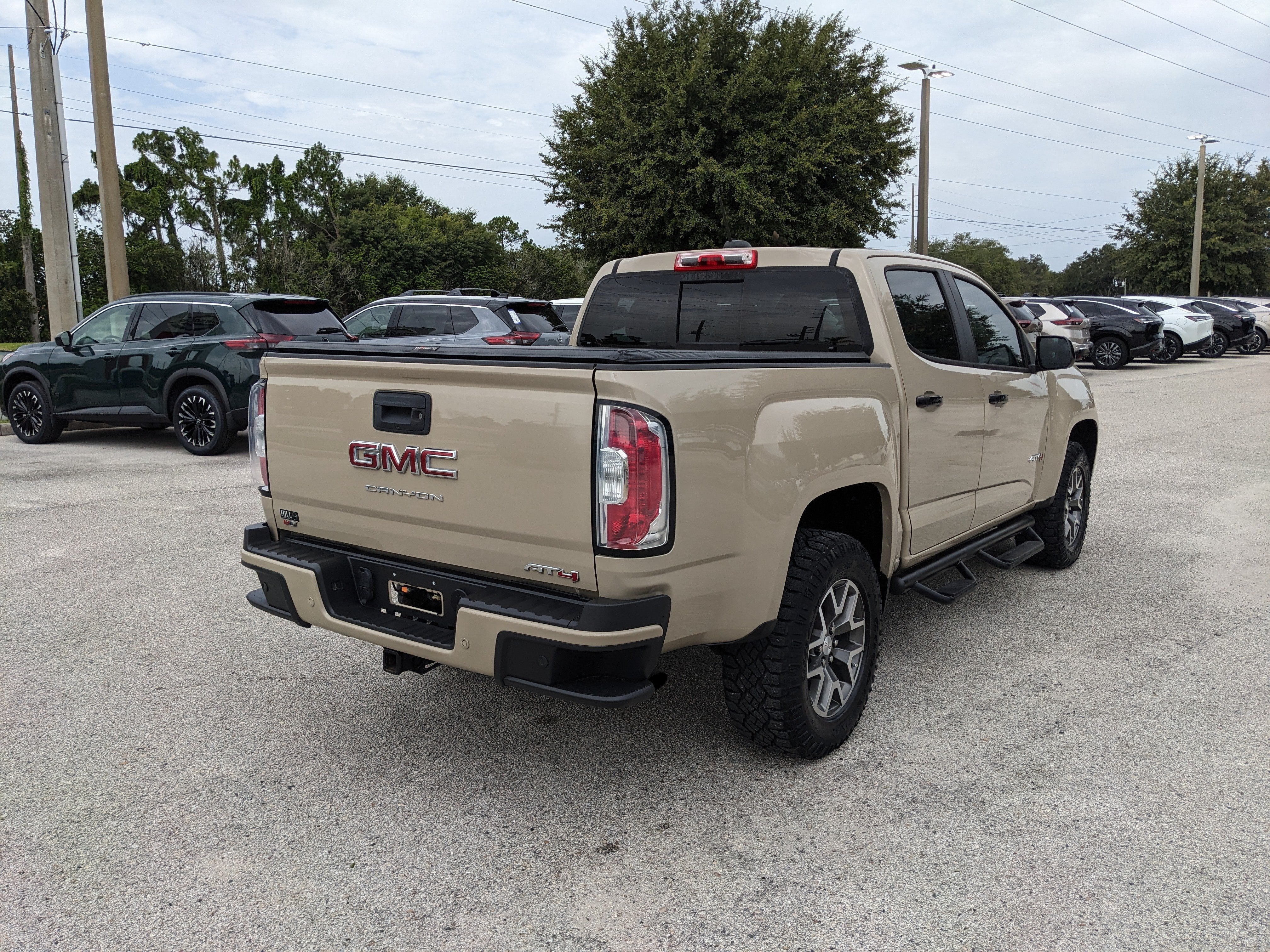 2021 GMC Canyon 4WD AT4 w/Leather