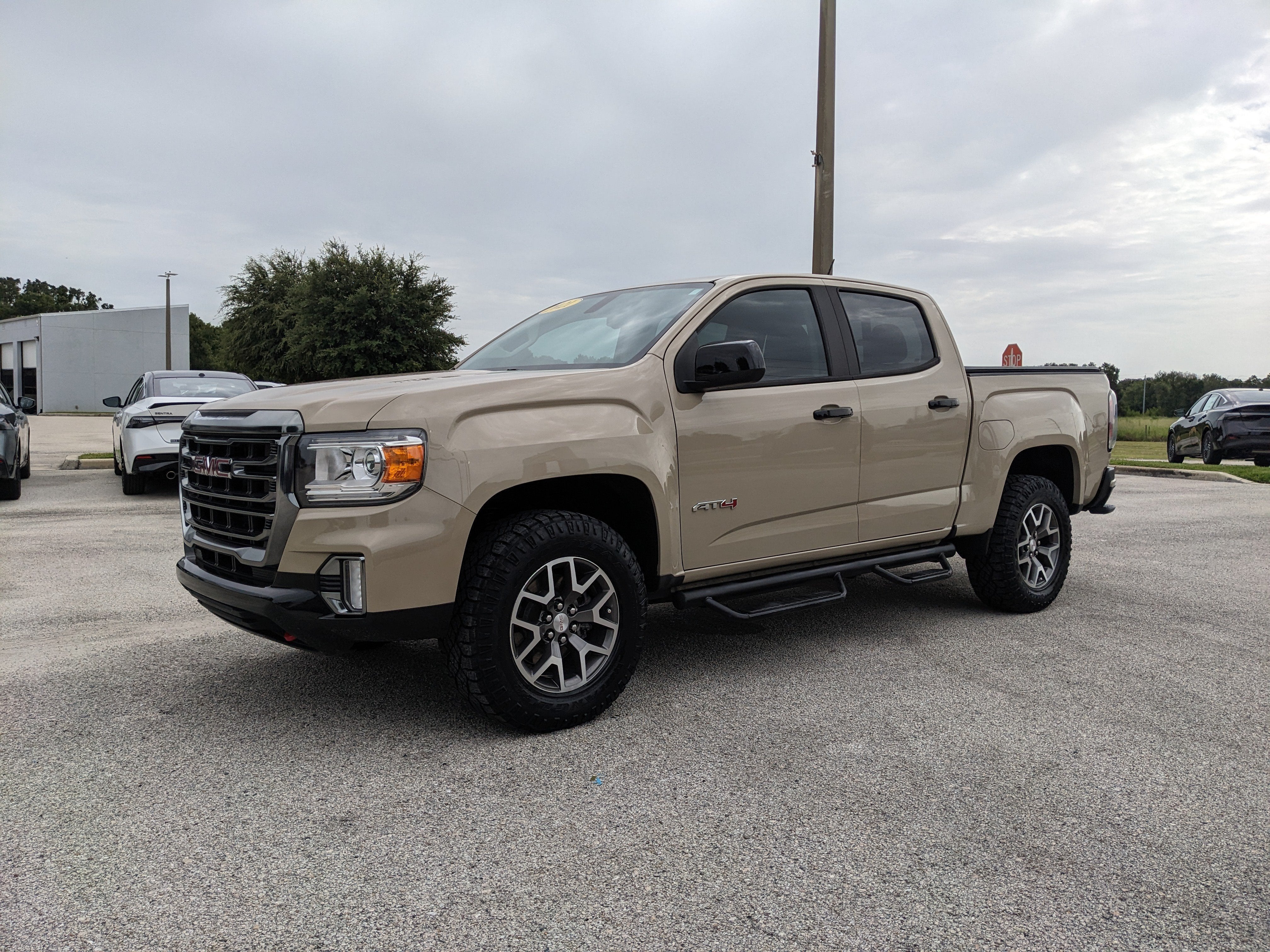 2021 GMC Canyon 4WD AT4 w/Leather