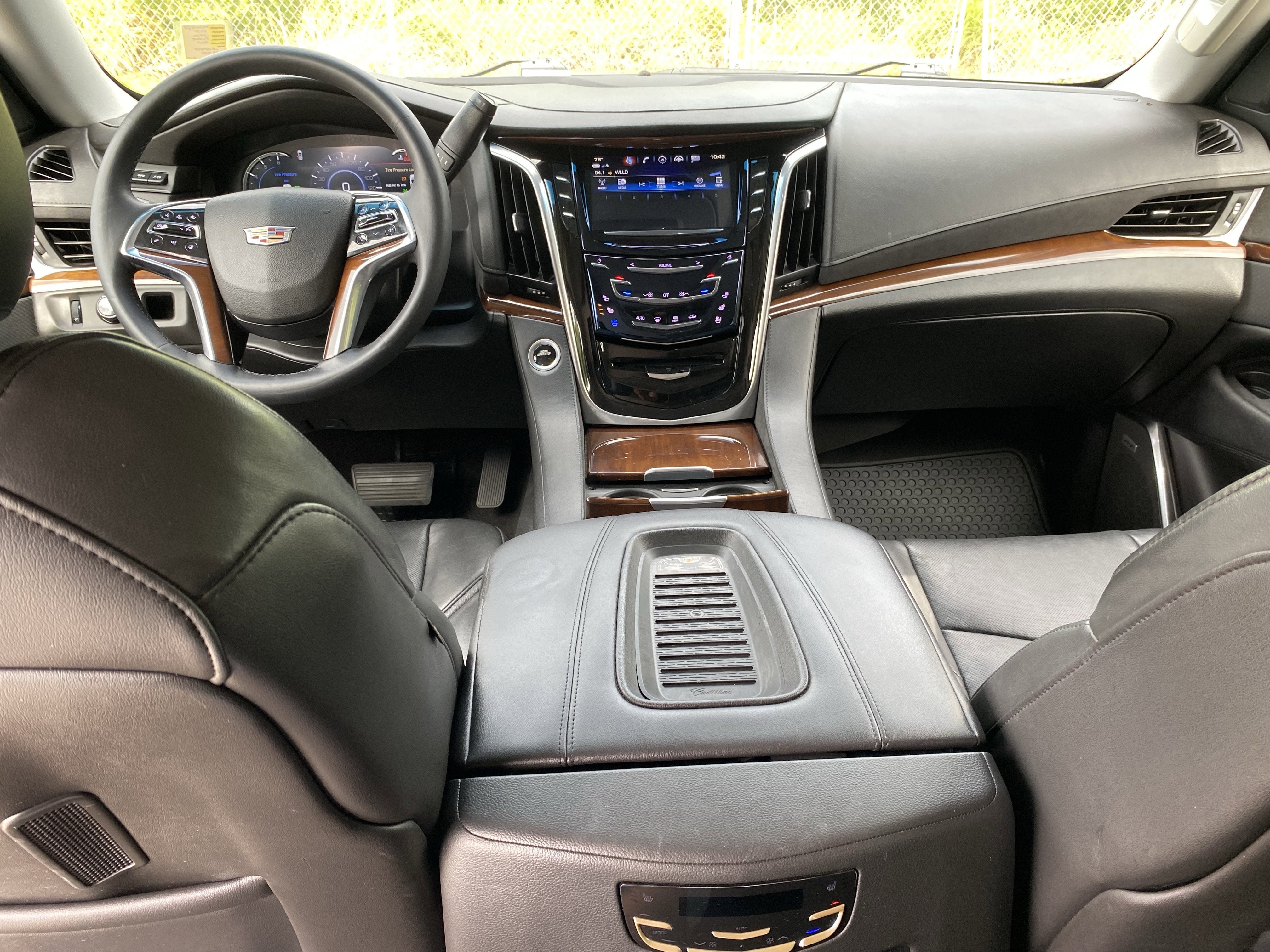 2020 Cadillac Escalade Premium Luxury