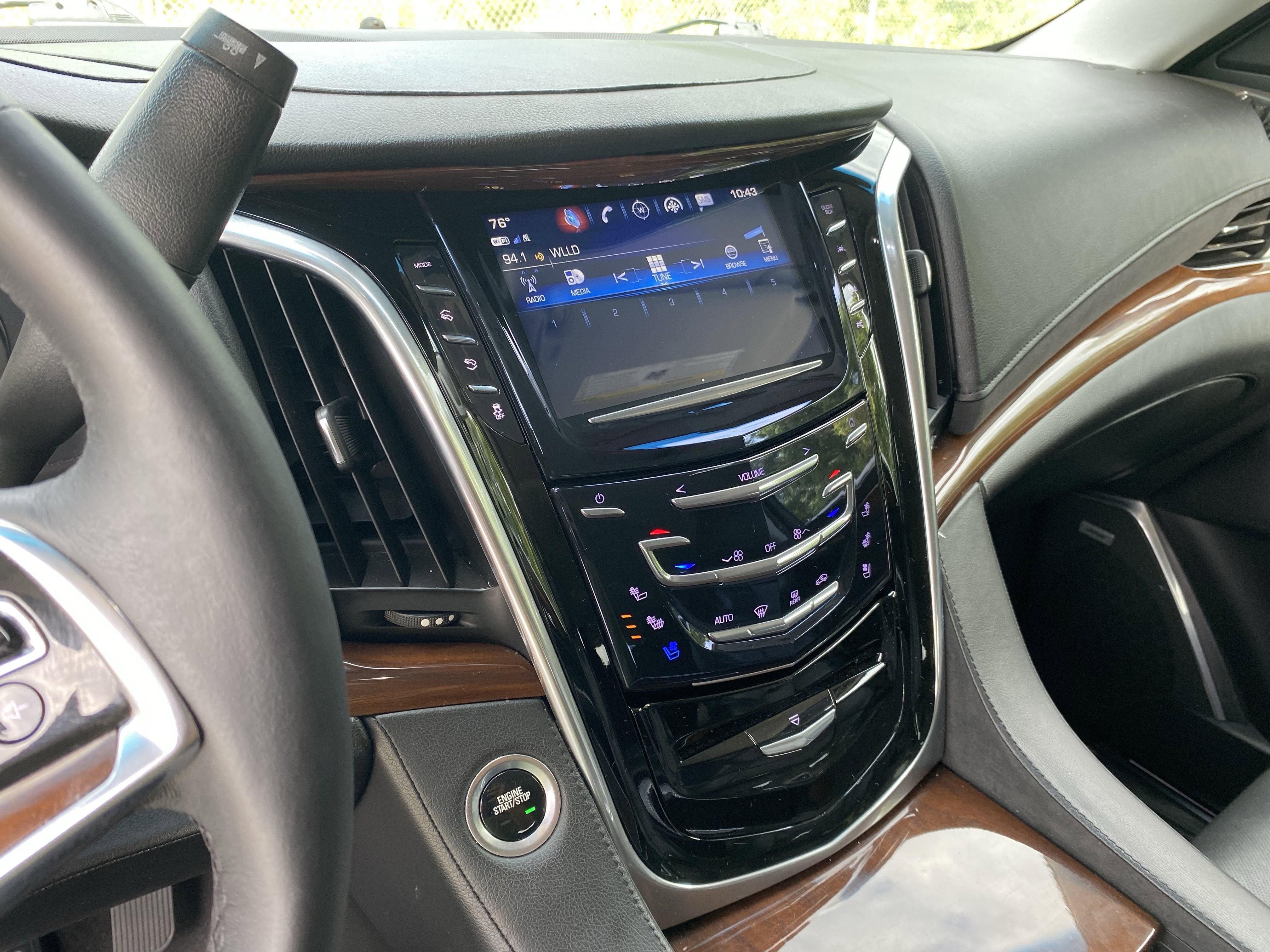2020 Cadillac Escalade Premium Luxury