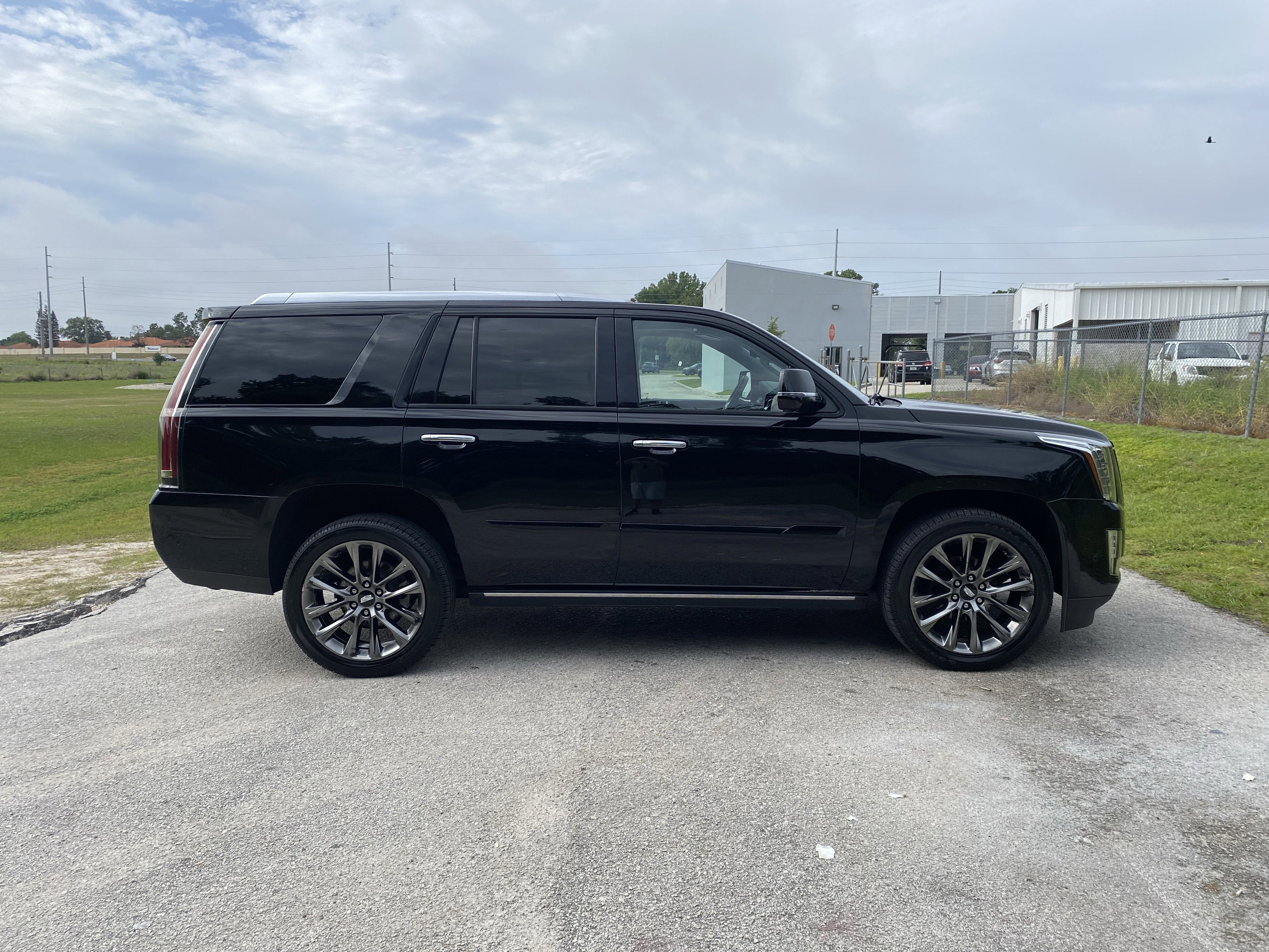 2020 Cadillac Escalade Premium Luxury