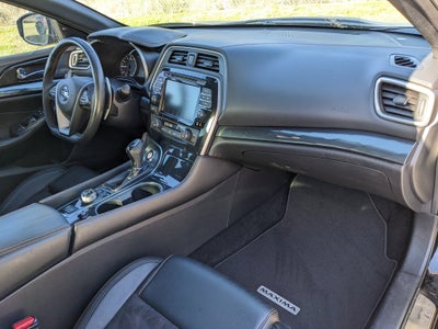 2019 Nissan Maxima SR