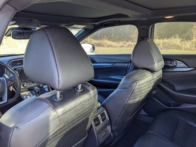 2019 Nissan Maxima SR