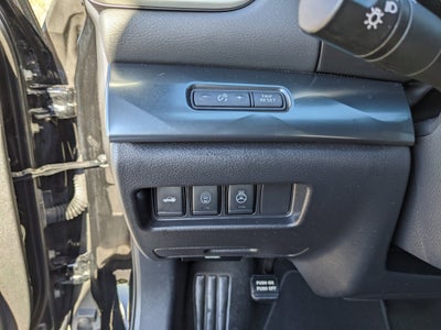 2019 Nissan Maxima SR