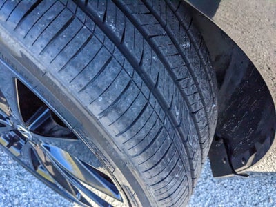 2019 Nissan Maxima SR