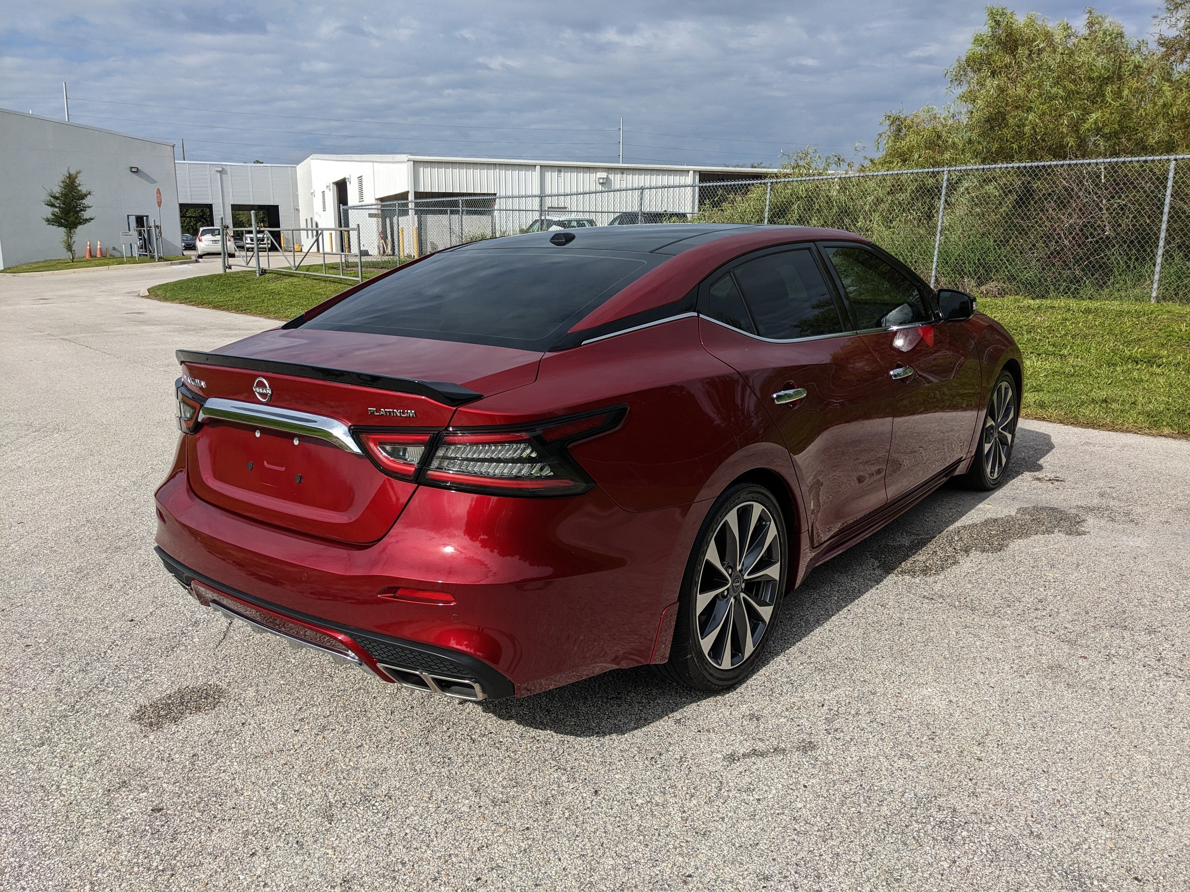 2023 Nissan Maxima Platinum