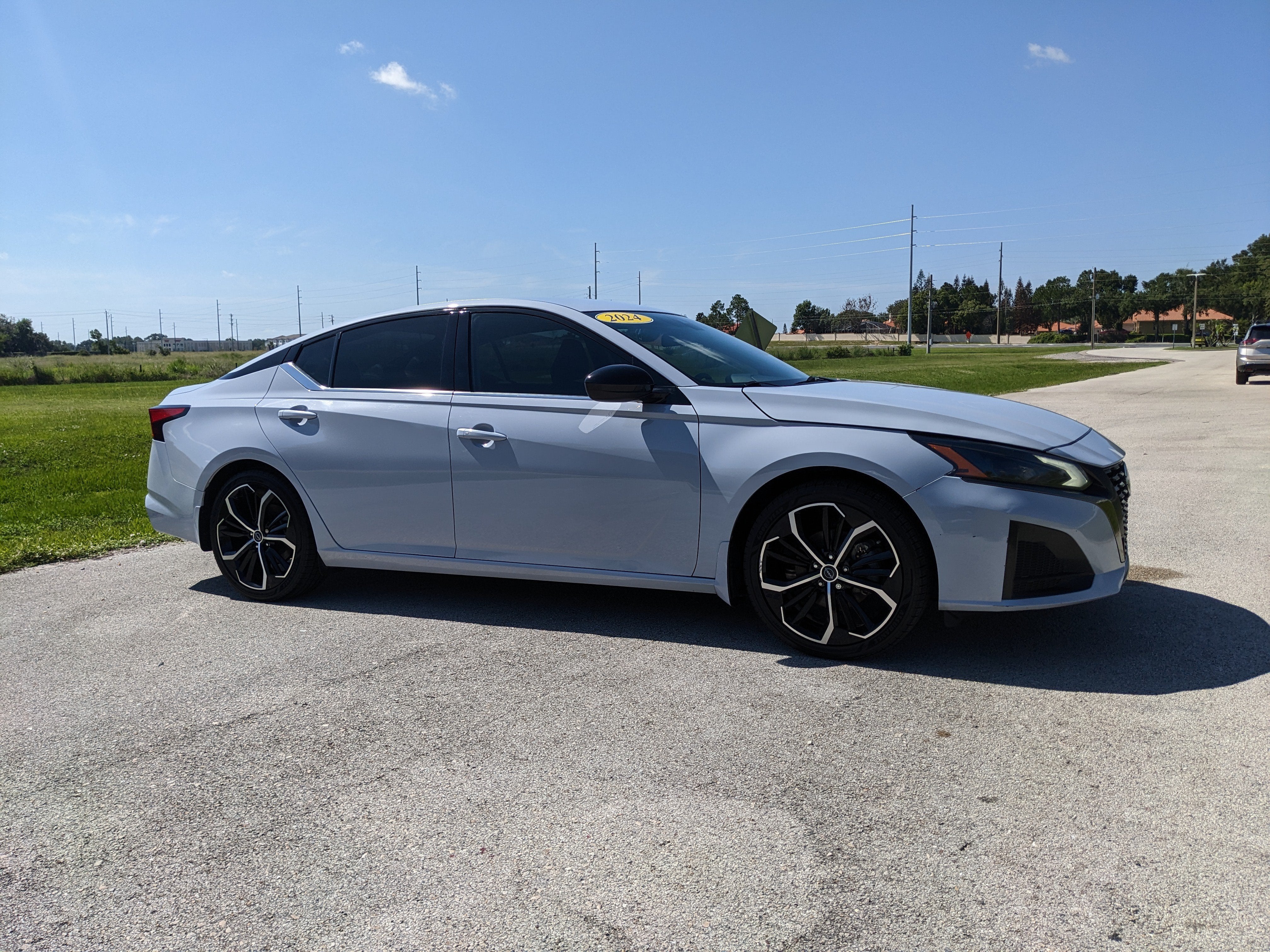 2024 Nissan Altima 2.5 SR