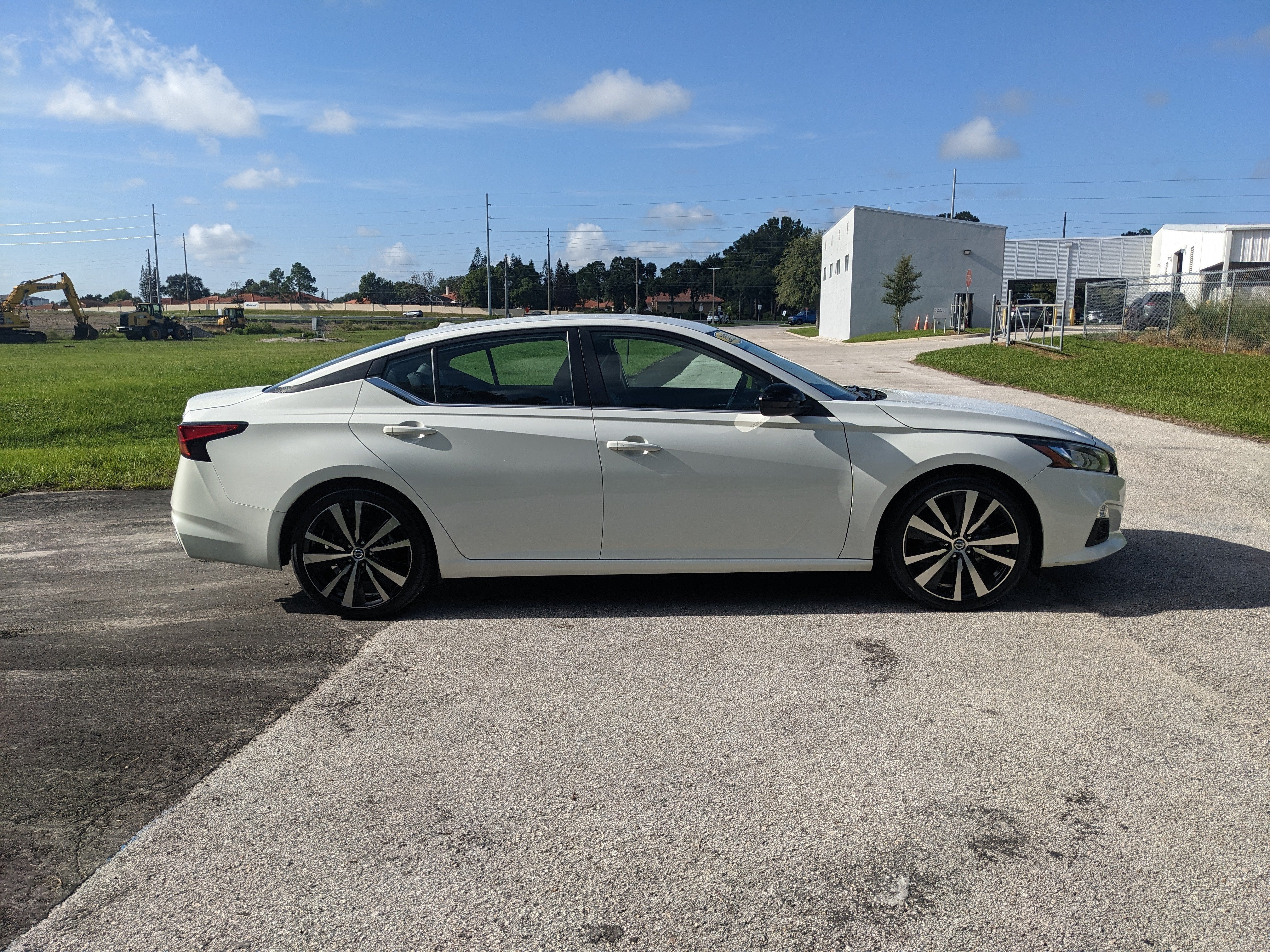 2022 Nissan Altima 2.5 SR