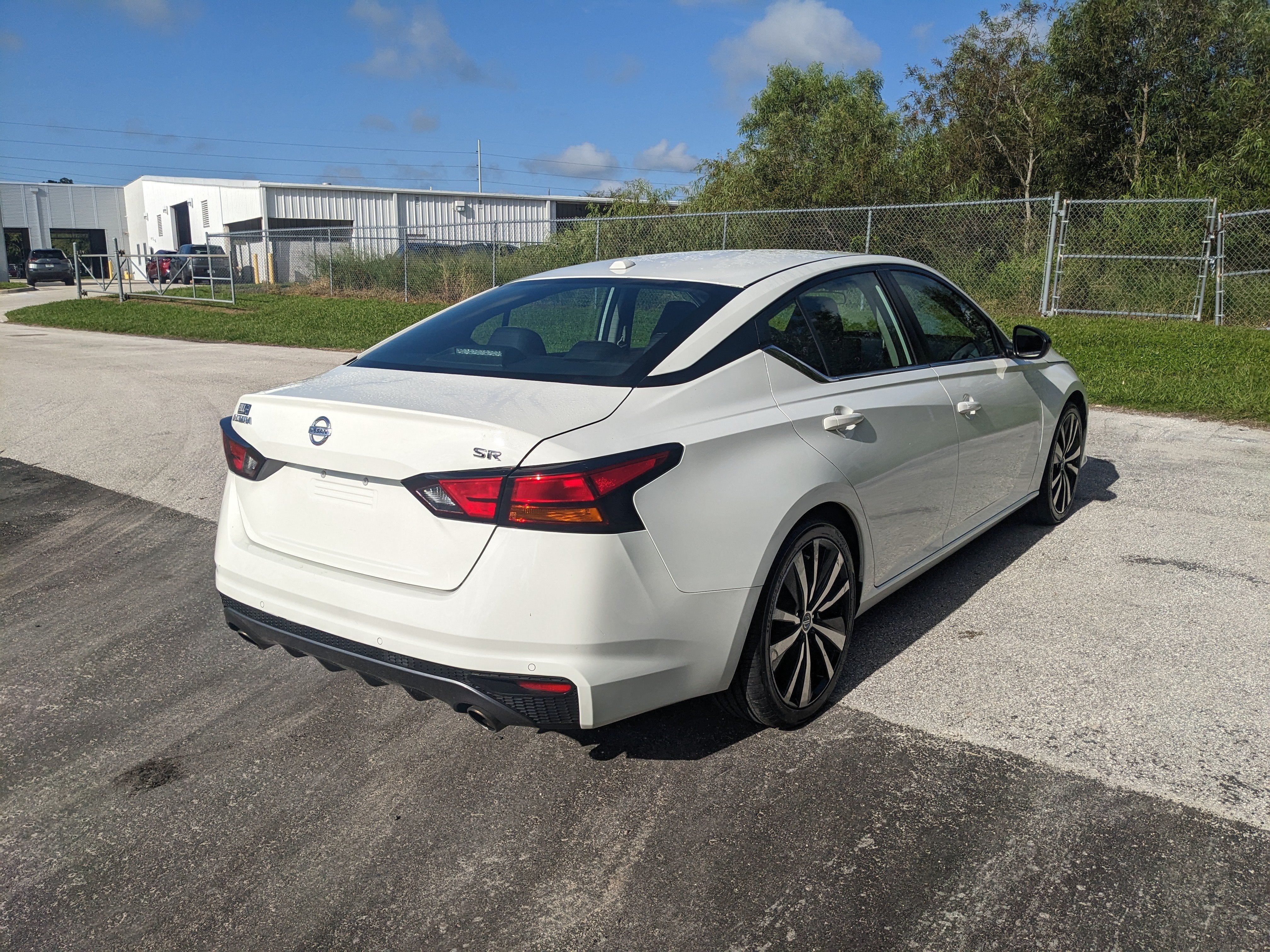 2022 Nissan Altima 2.5 SR