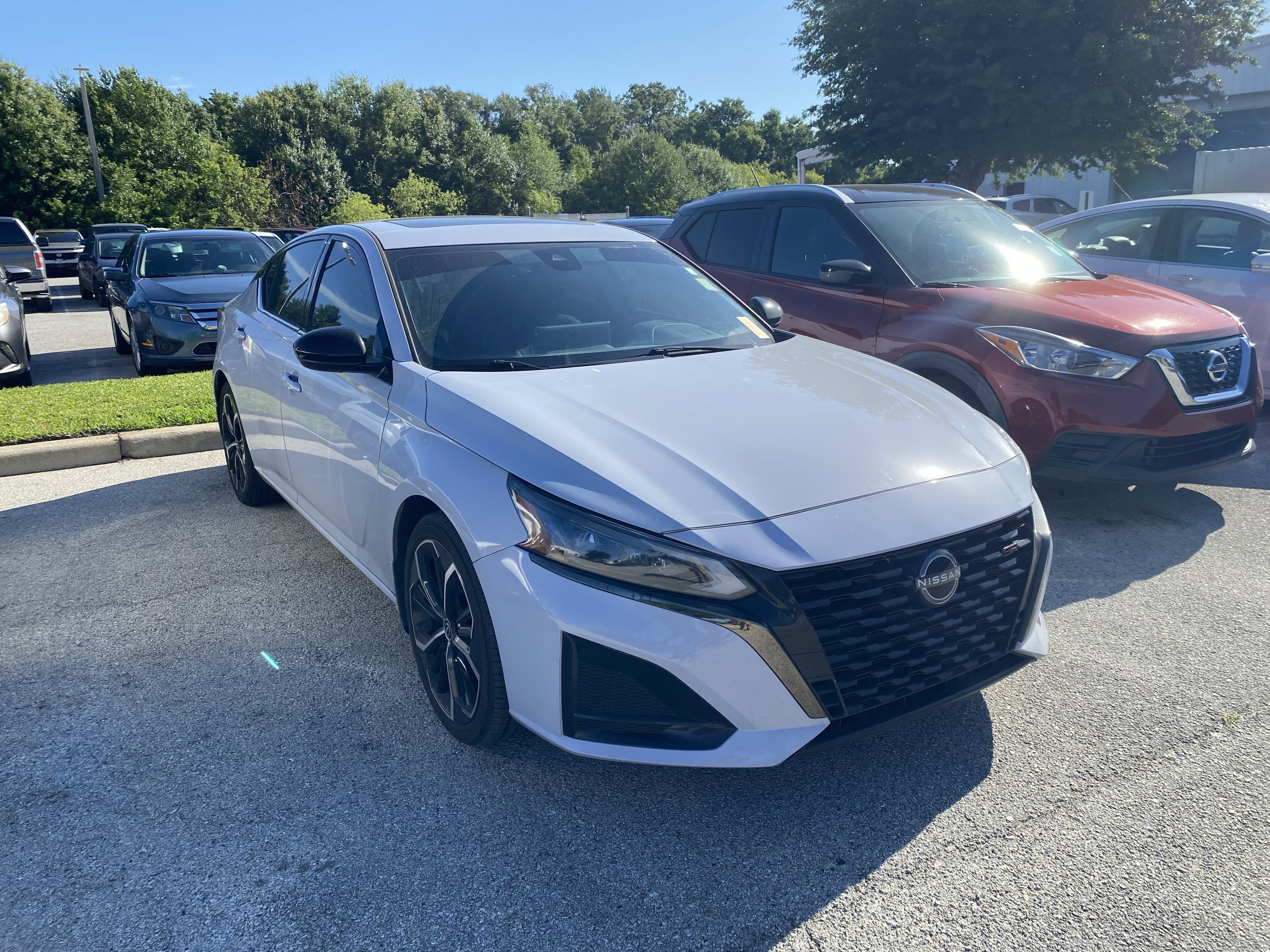 2023 Nissan Altima 2.5 SR