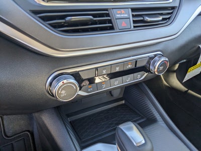 2026 Nissan Altima SR