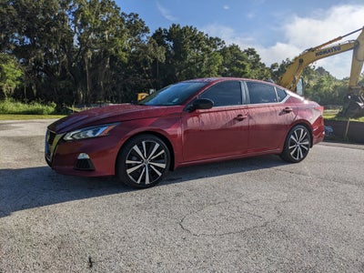 2022 Nissan Altima 2.5 SR