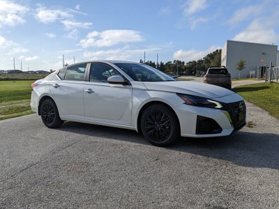 2025 Nissan Altima SV