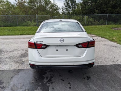 2026 Nissan Altima SV