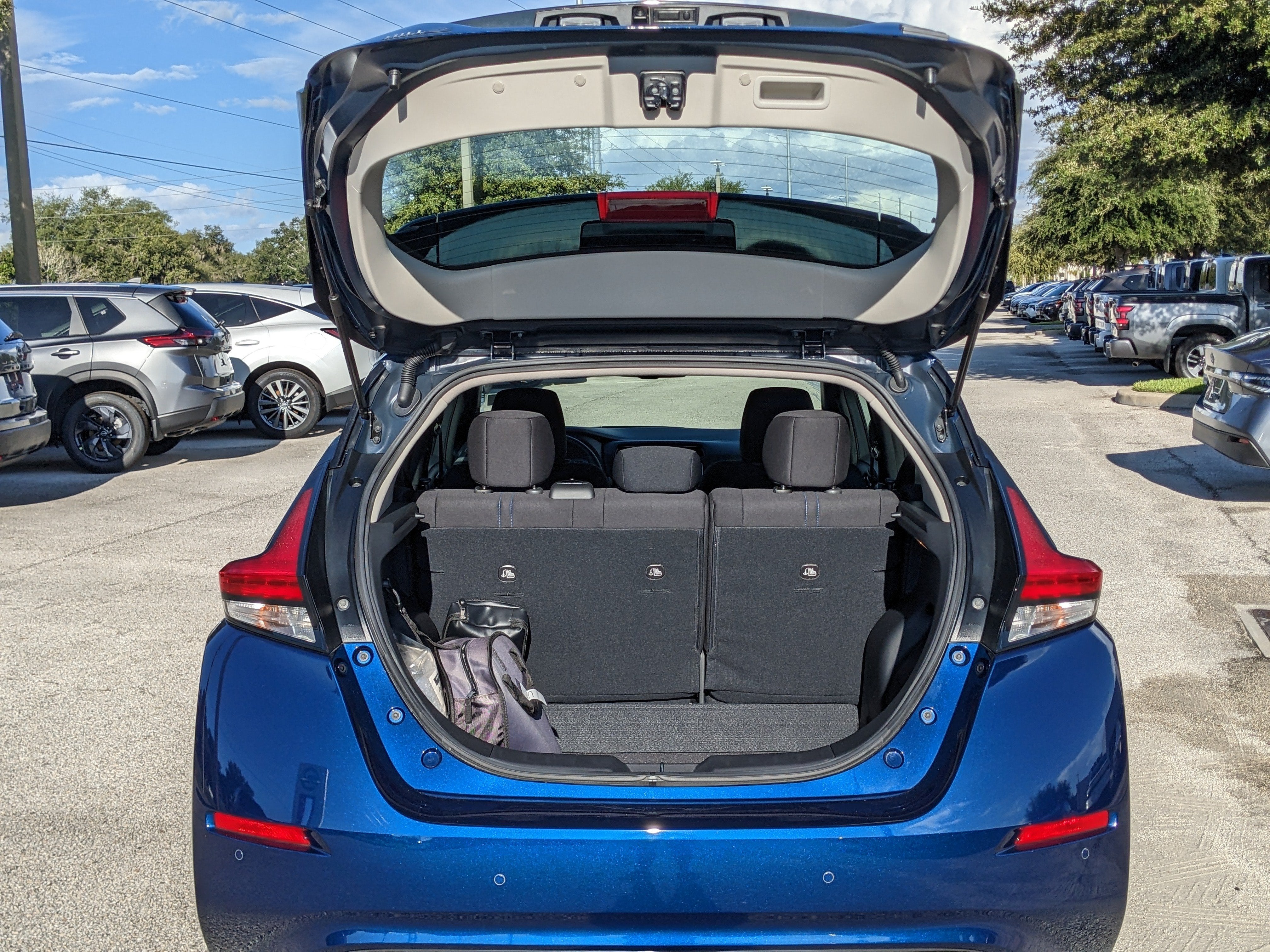 2024 Nissan LEAF SV PLUS