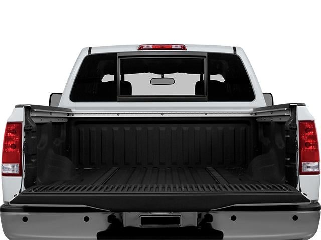 2014 Nissan Titan SV