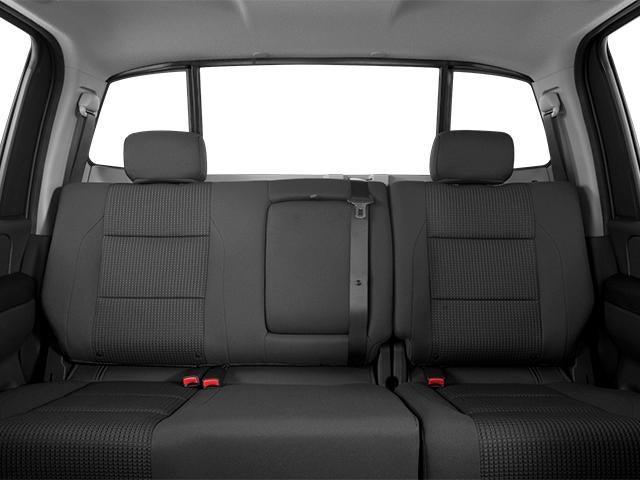 2014 Nissan Titan SV