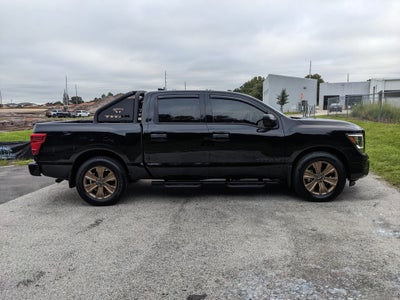2024 Nissan Titan SV