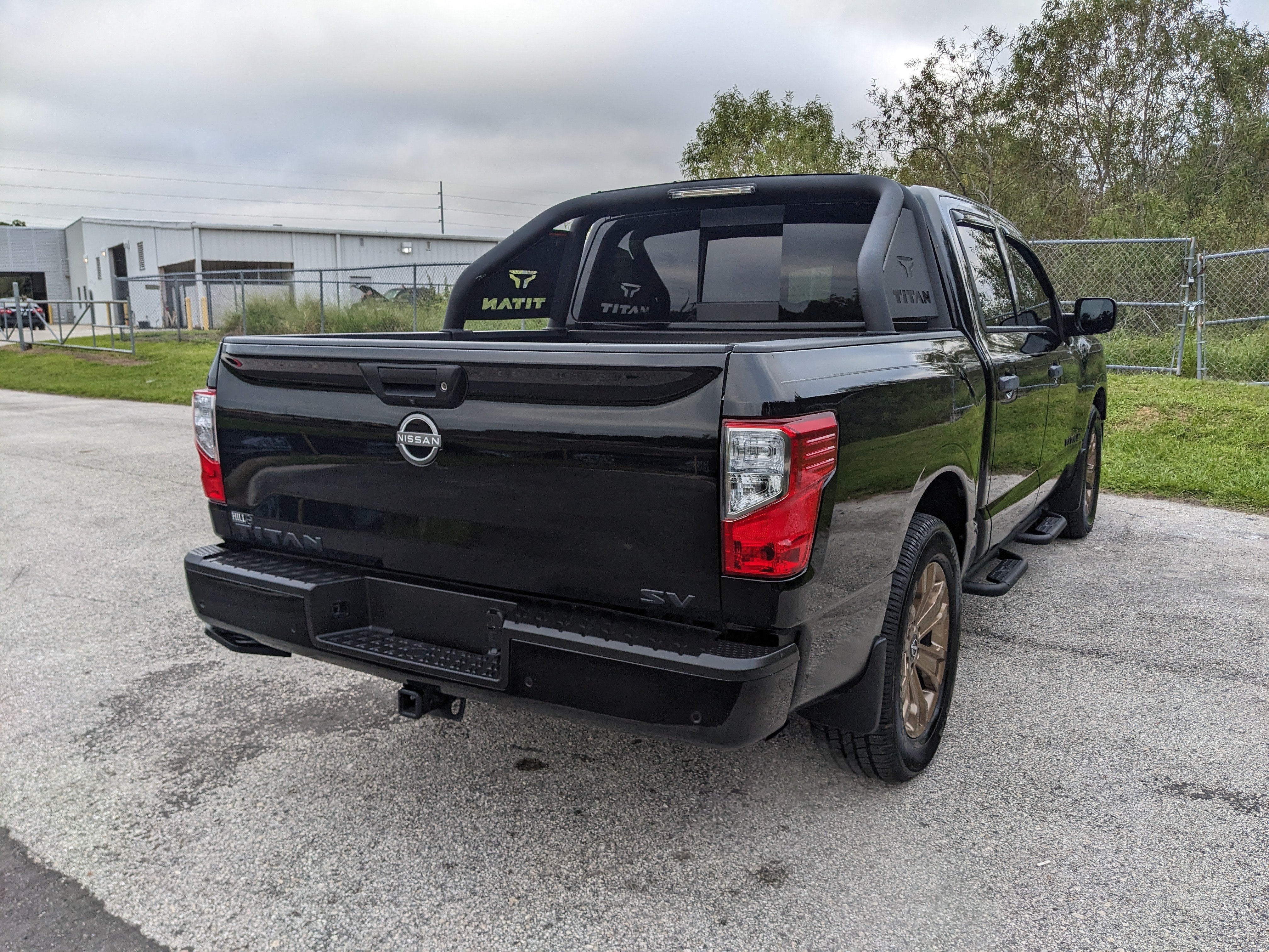 2024 Nissan Titan SV