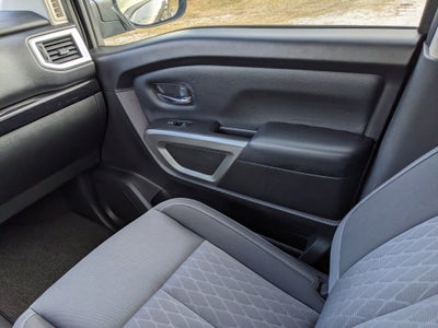 2021 Nissan Titan SV