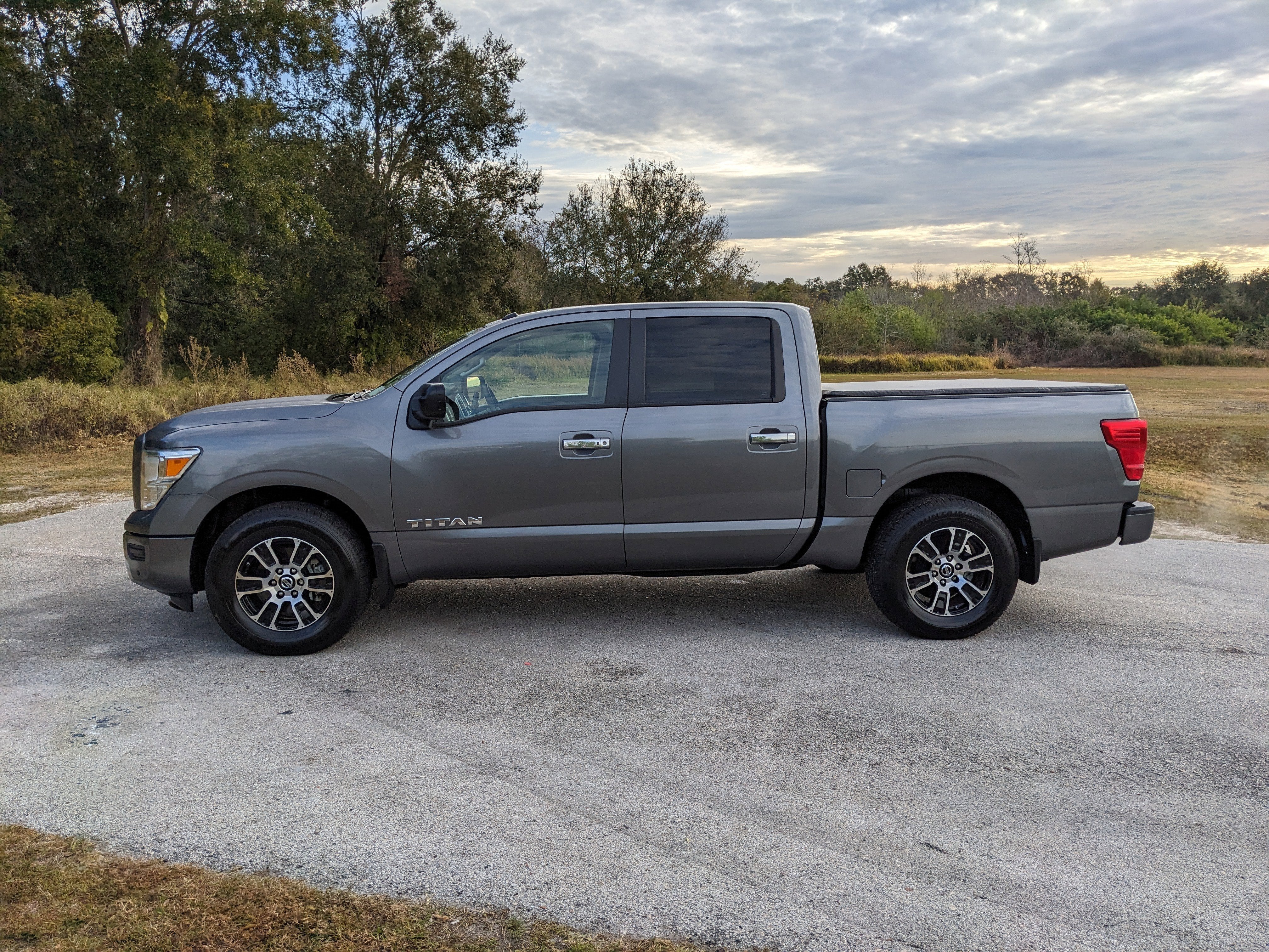 2021 Nissan Titan SV