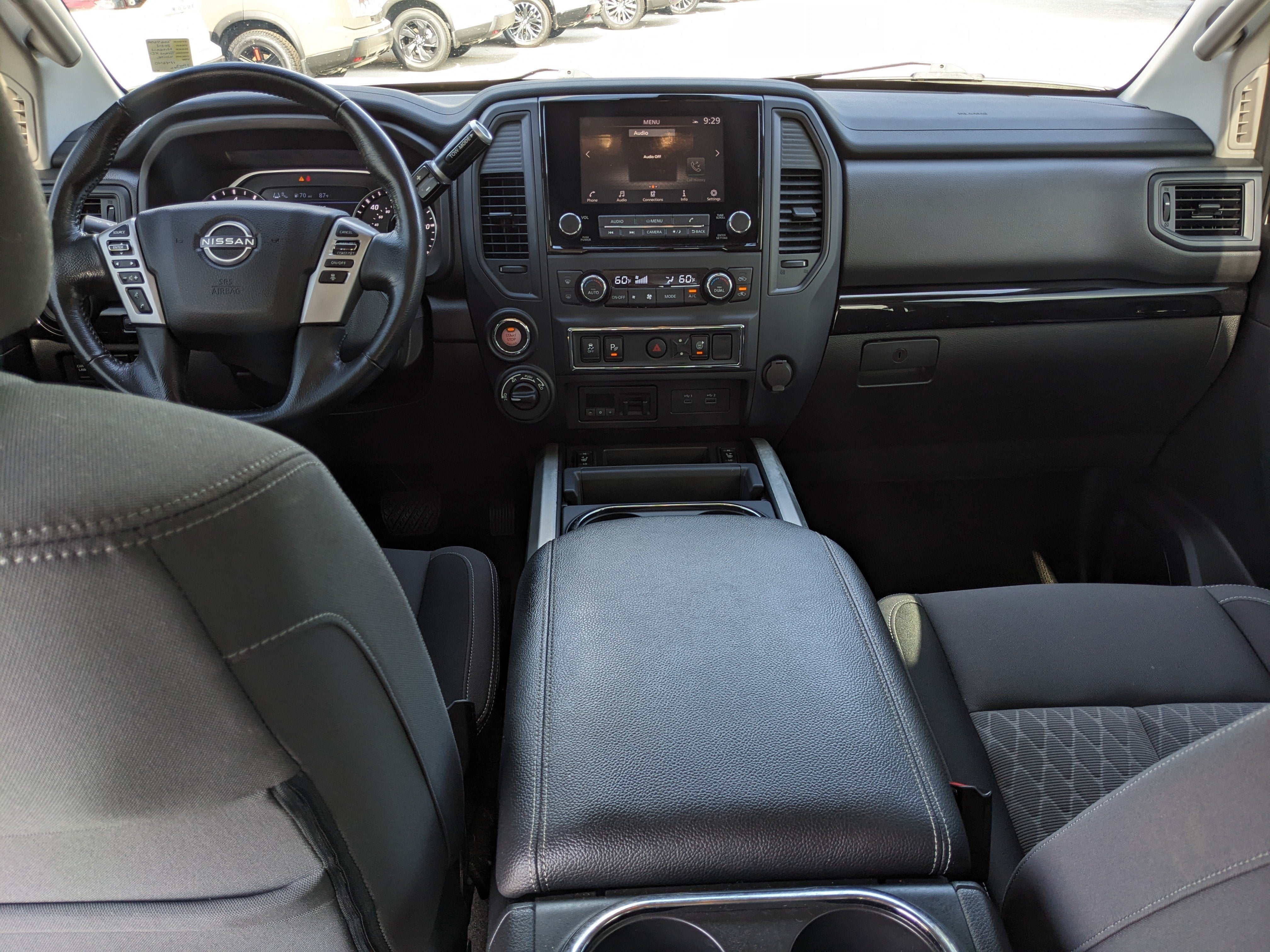 2024 Nissan Titan XD SV