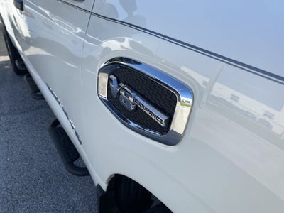 2024 Nissan Titan XD SV