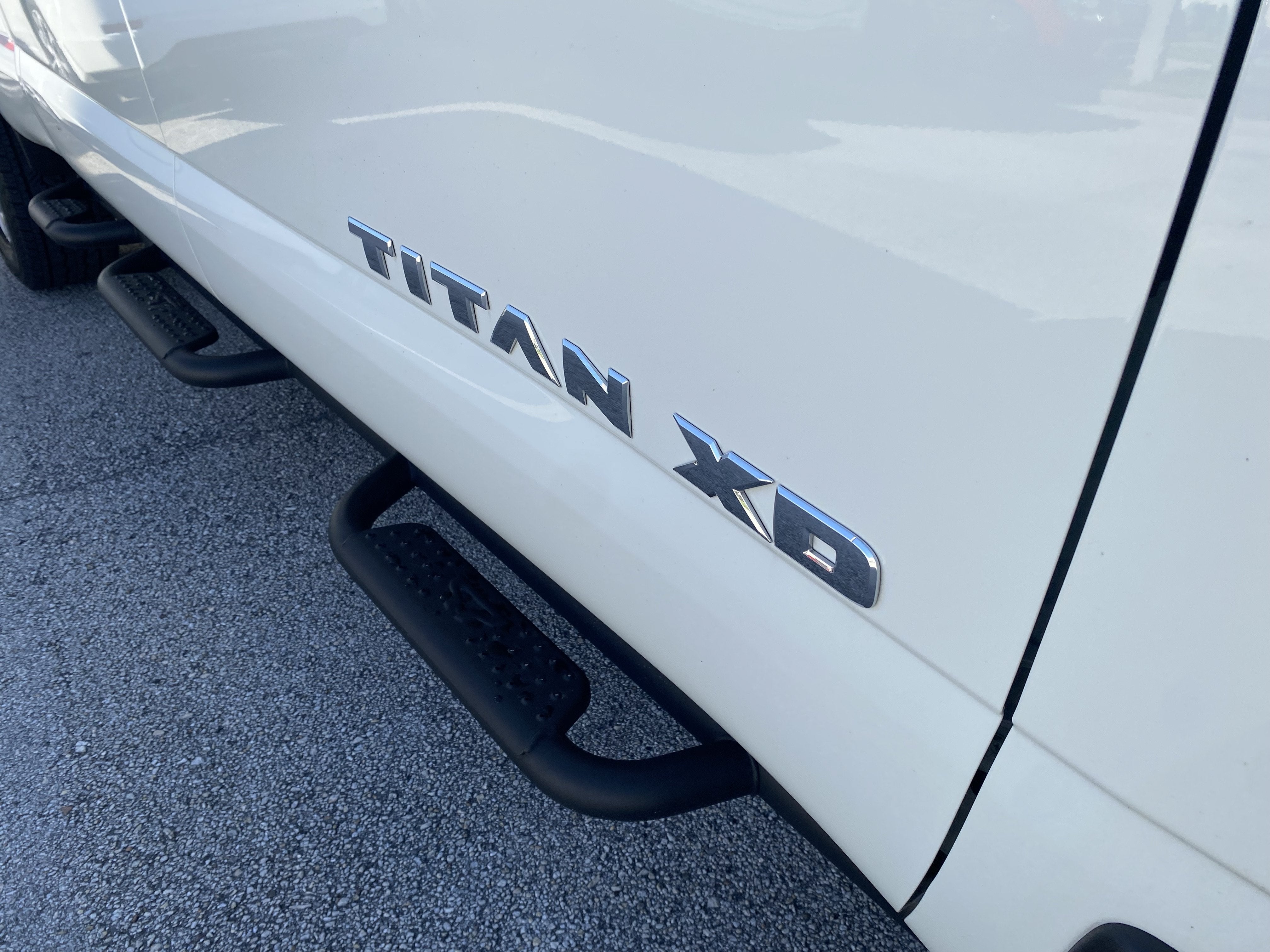 2024 Nissan Titan XD SV