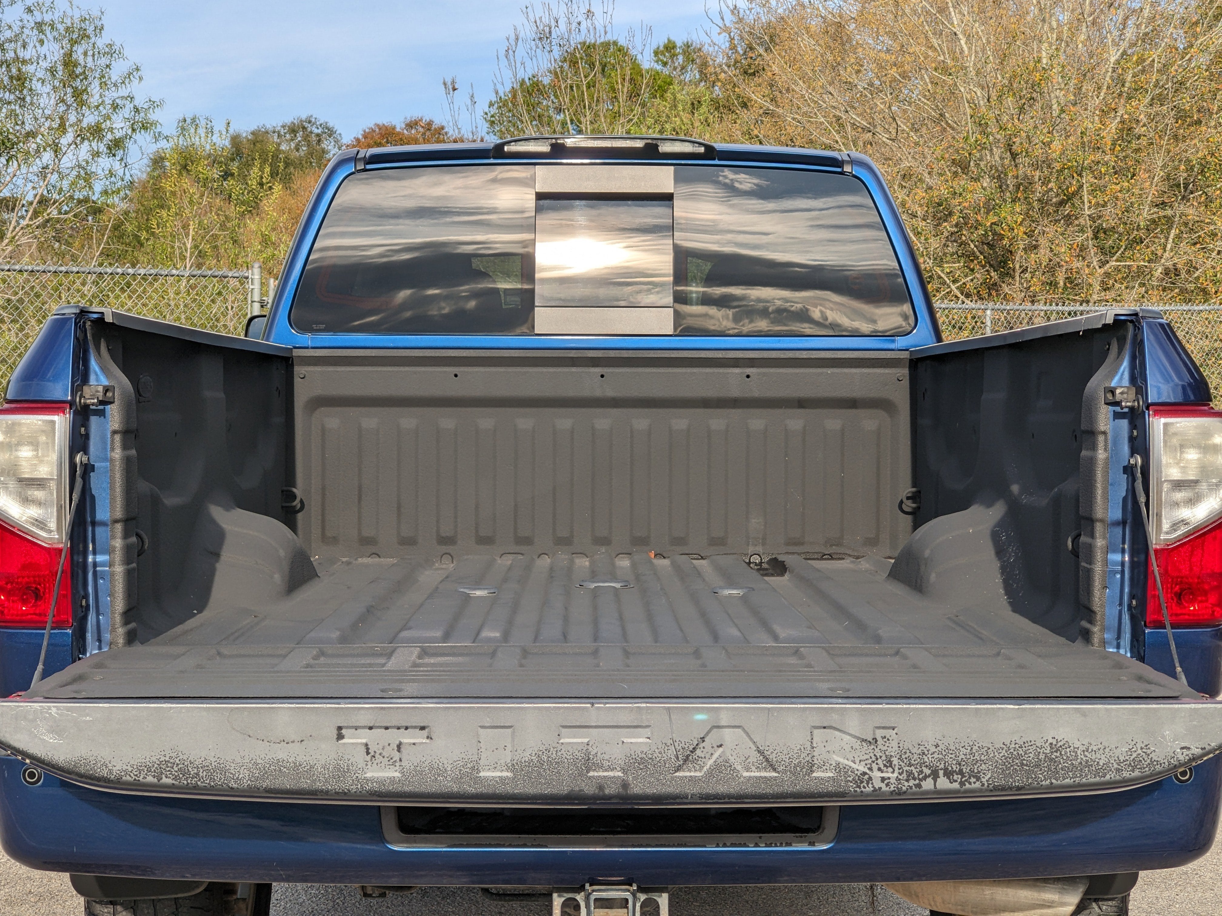 2017 Nissan Titan XD SV