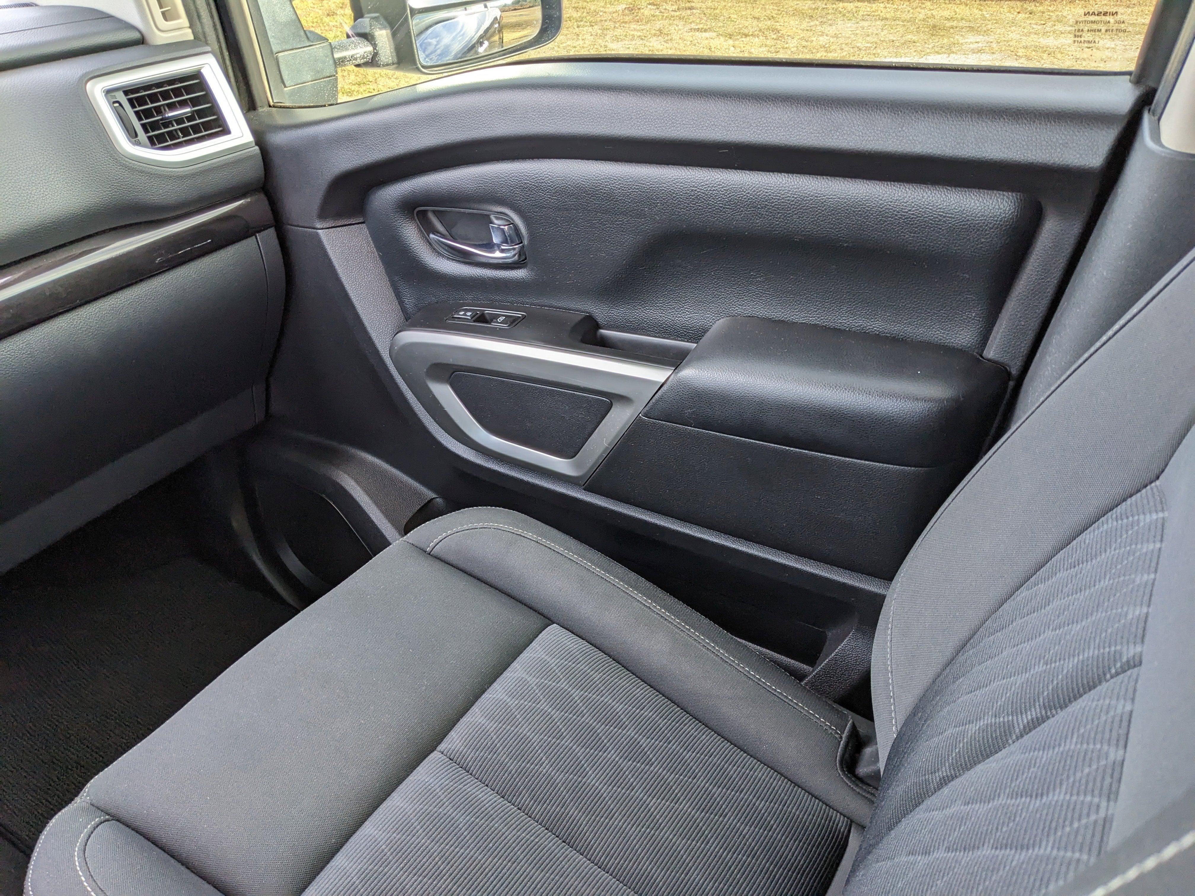 2017 Nissan Titan XD SV