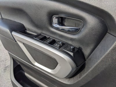 2017 Nissan Titan XD SV