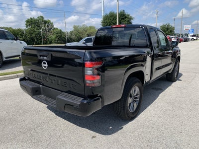 2025 Nissan Frontier SV