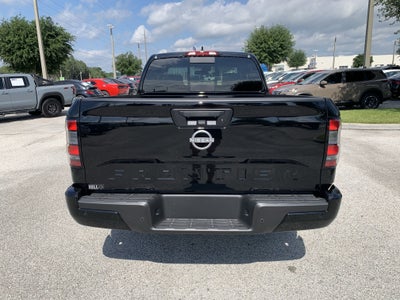 2025 Nissan Frontier SV